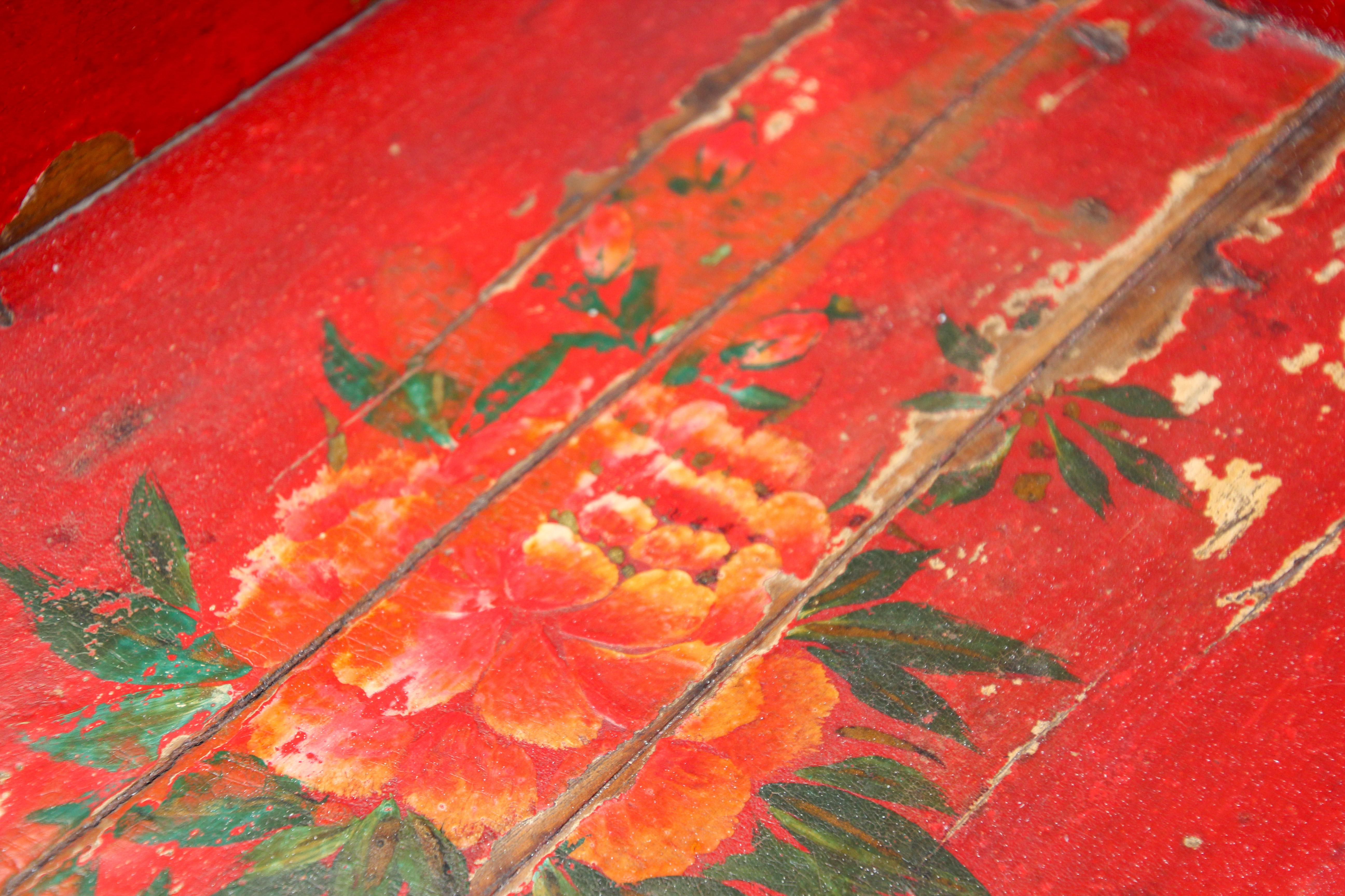 Antique Chinese Red Hand painted Wood Tray In Fair Condition In North Hollywood, CA