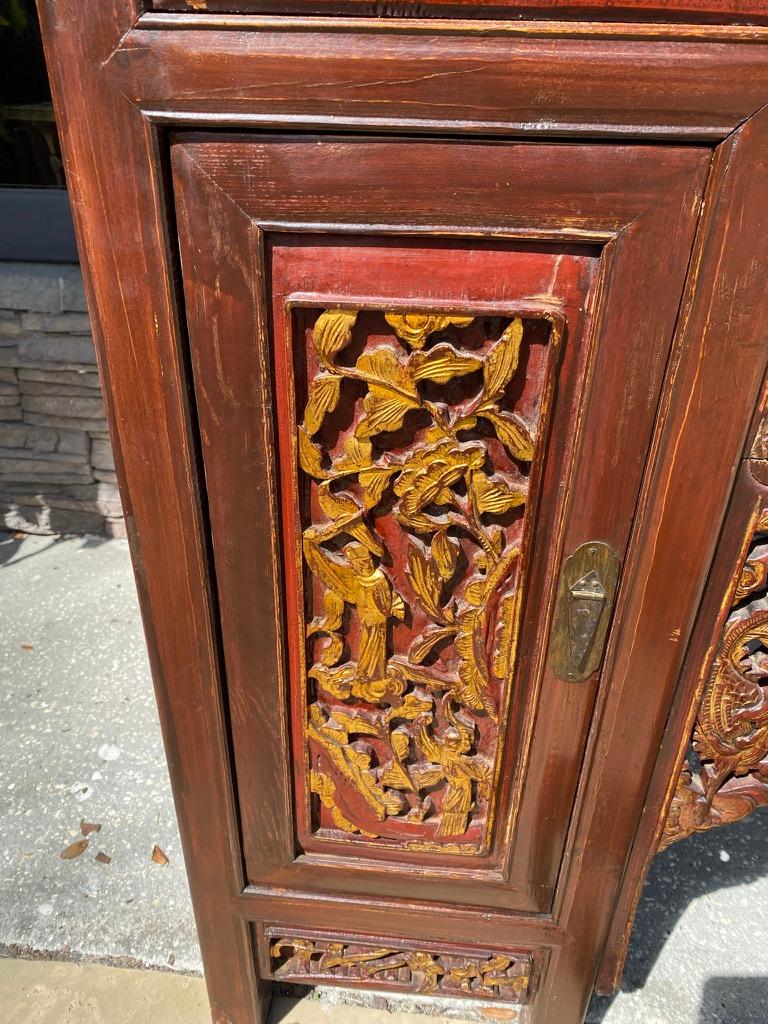 Exportation chinoise Table d'autel chinoise ancienne en laque rouge