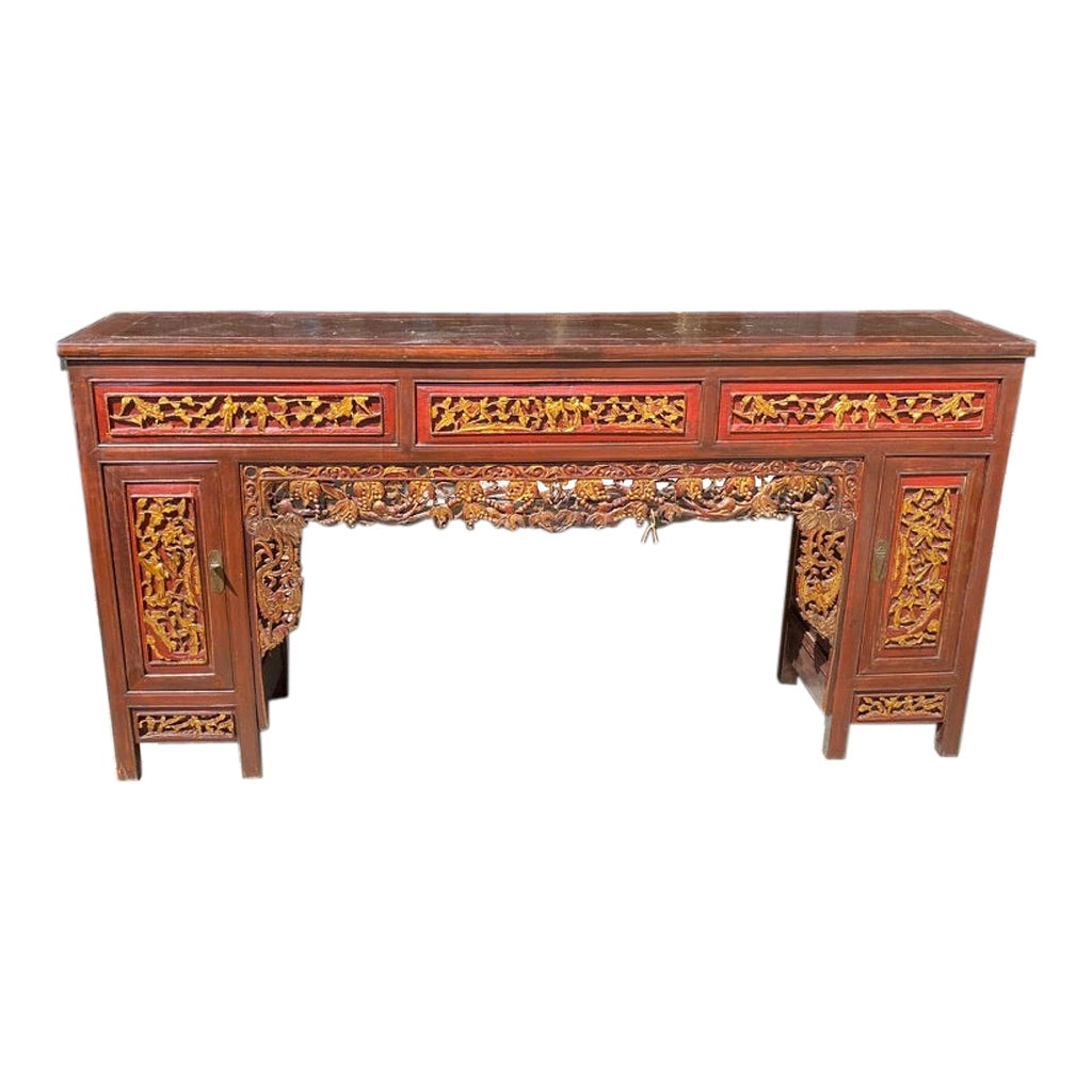 Table d'autel chinoise ancienne en laque rouge