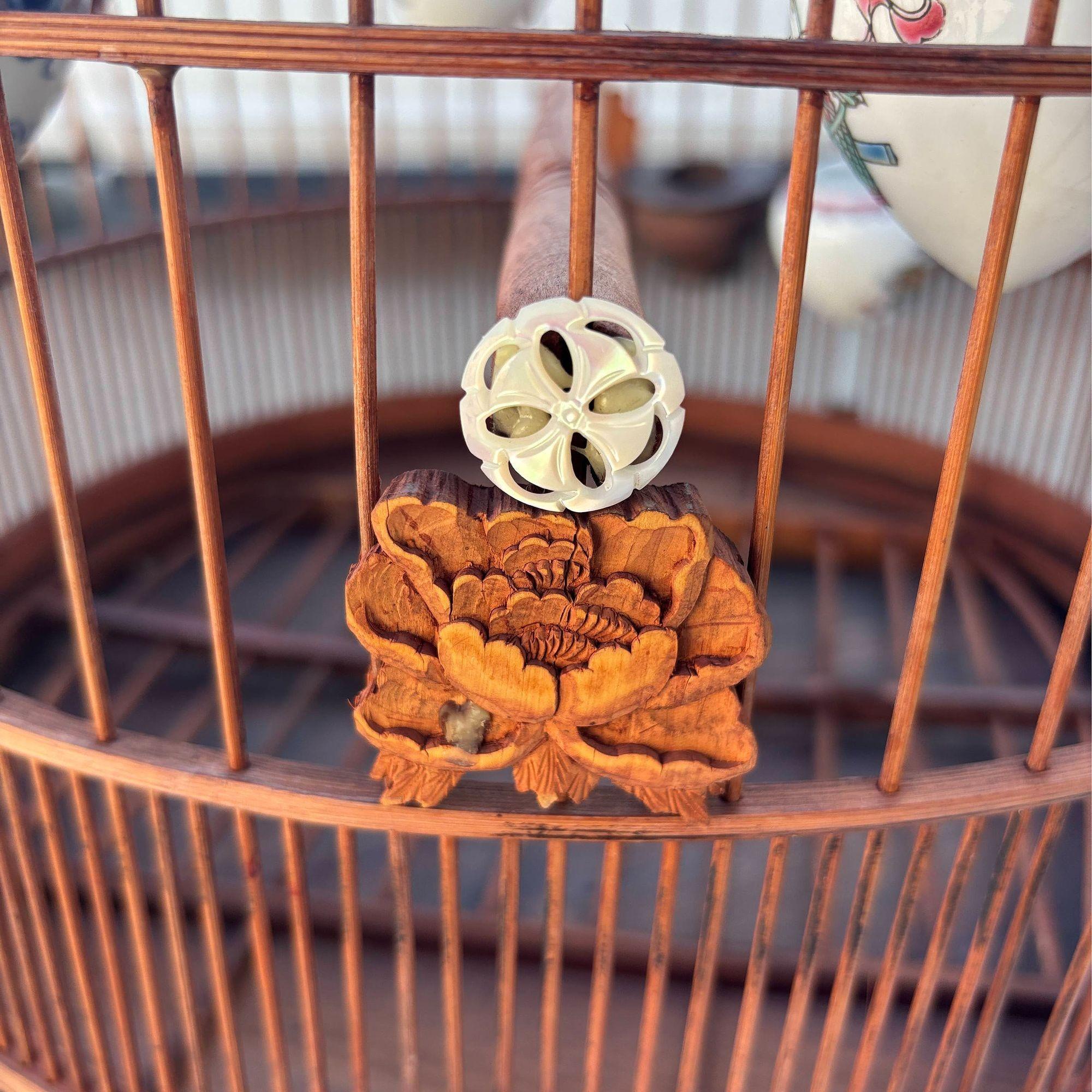 Antique Chinese Reed Rattan Birdcage Porcelain Bowls, Jade, with Pin Lock For Sale 5