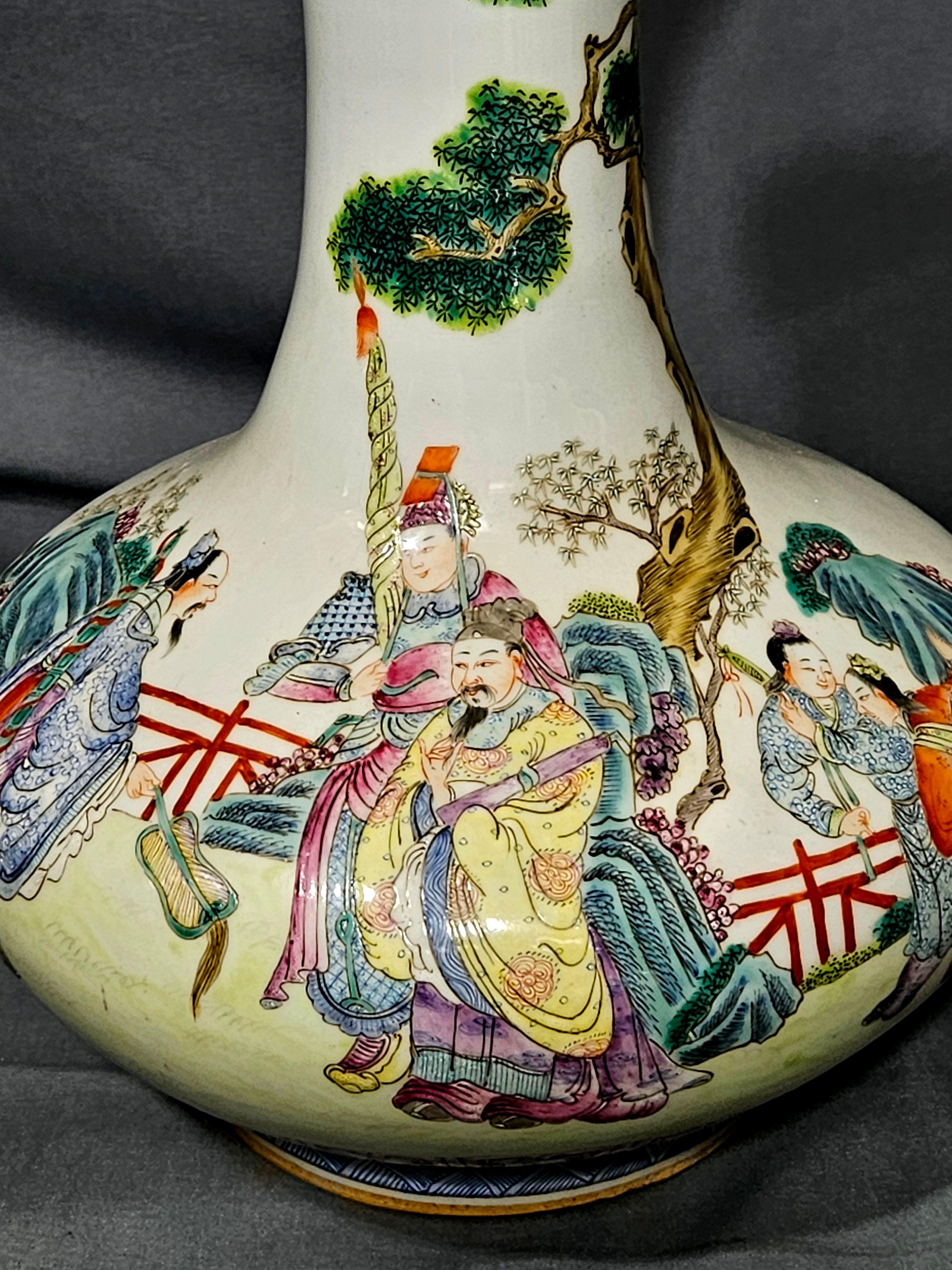 Fait main Vase ancien en famille verte de la République de Chine en vente