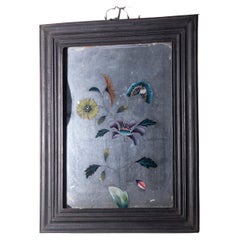 Antiguo cuadro chino en vidrio invertido con flores y mariposas