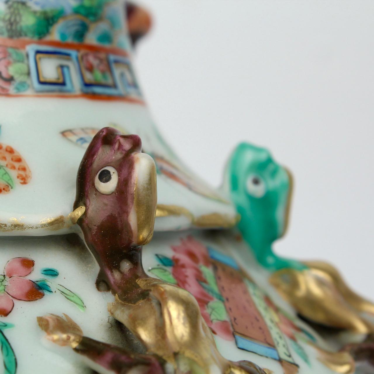 Antique Chinese Rose Mandarin Porcelain Vase, 19th Century For Sale 3