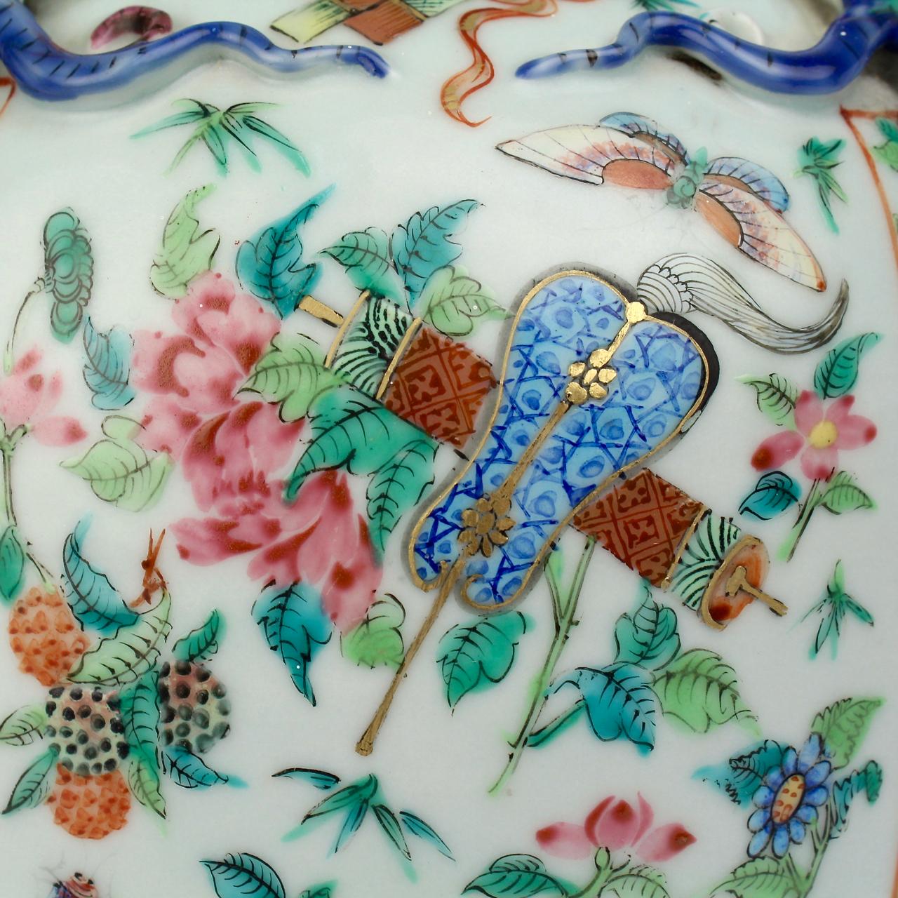Antique Chinese Rose Mandarin Porcelain Vase, 19th Century For Sale 8