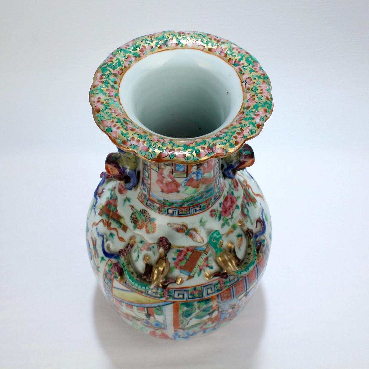 Antique Chinese Rose Mandarin Porcelain Vase, 19th Century For Sale 10