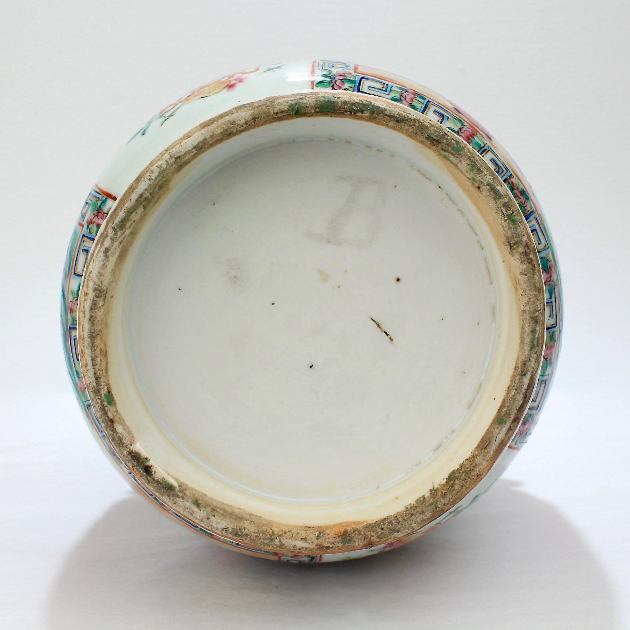 Antique Chinese Rose Mandarin Porcelain Vase, 19th Century For Sale 13