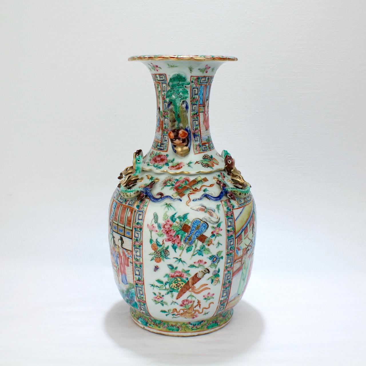 Antike chinesische Rosen-Mandarin-Porzellanvase, 19. Jahrhundert (Chinesischer Export) im Angebot