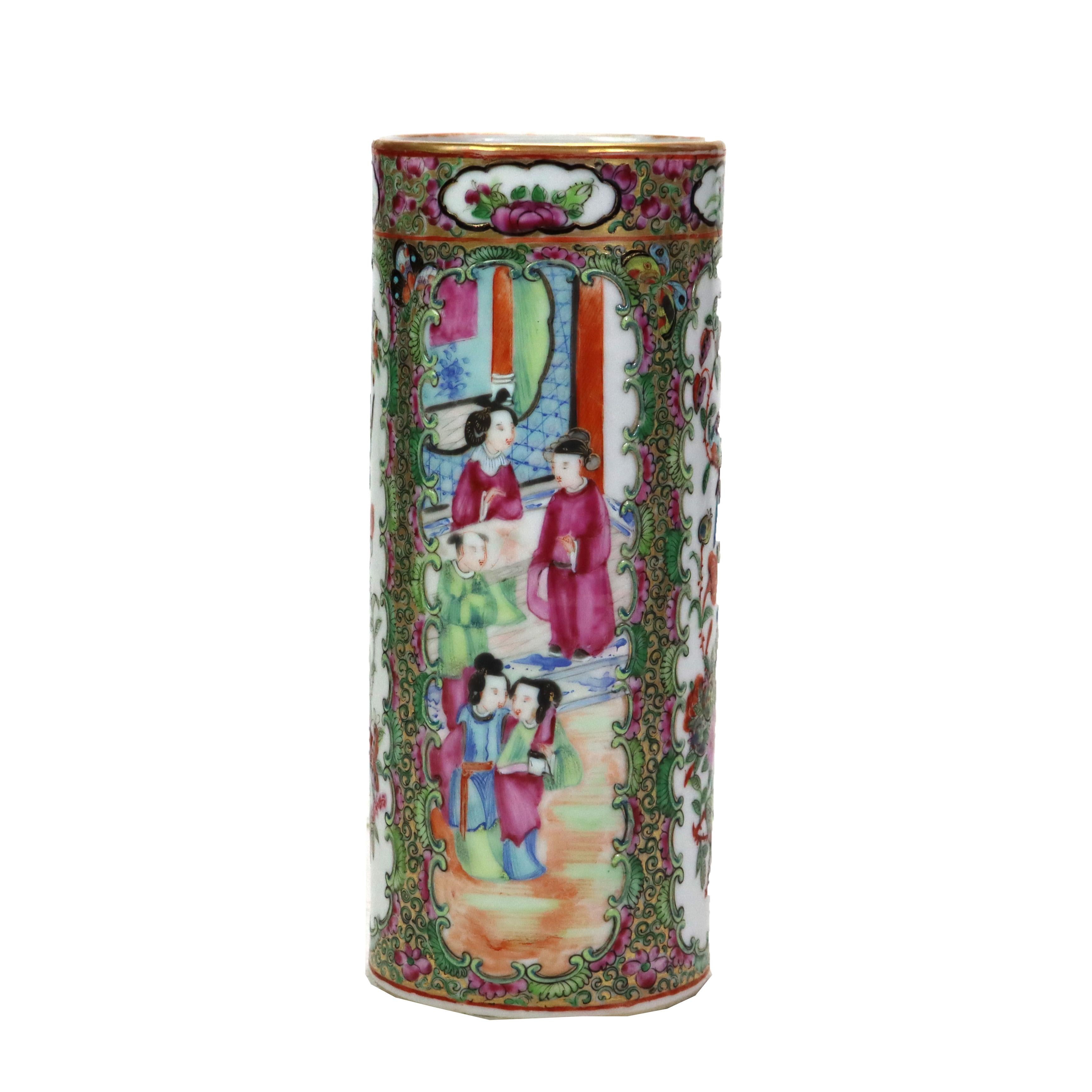 20th Century Antique Chinese Rose Medallion Porcelain Brush Pot C1930 For Sale