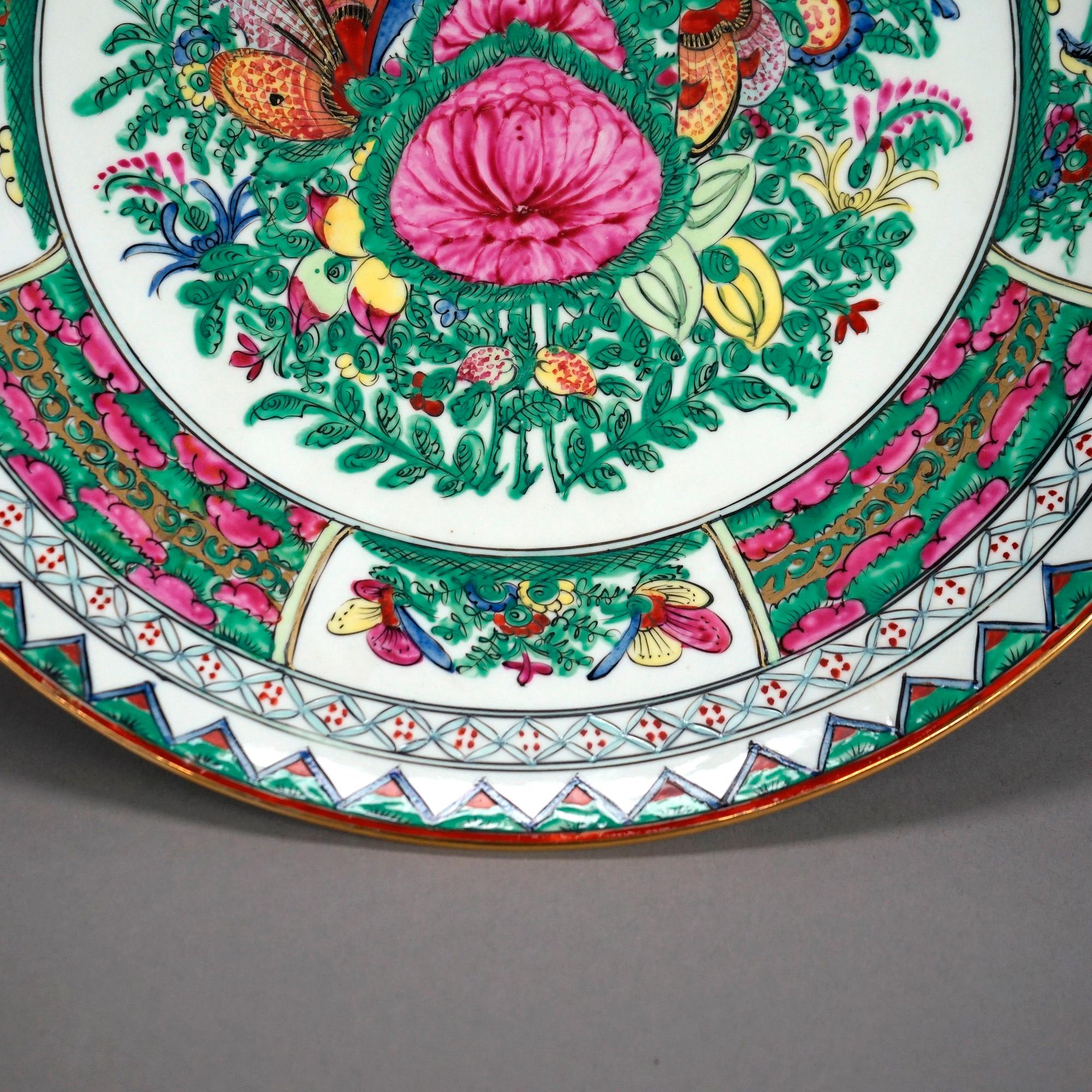 Antique Chinese Rose Medallion Porcelain Charger, circa 1920 For Sale 1
