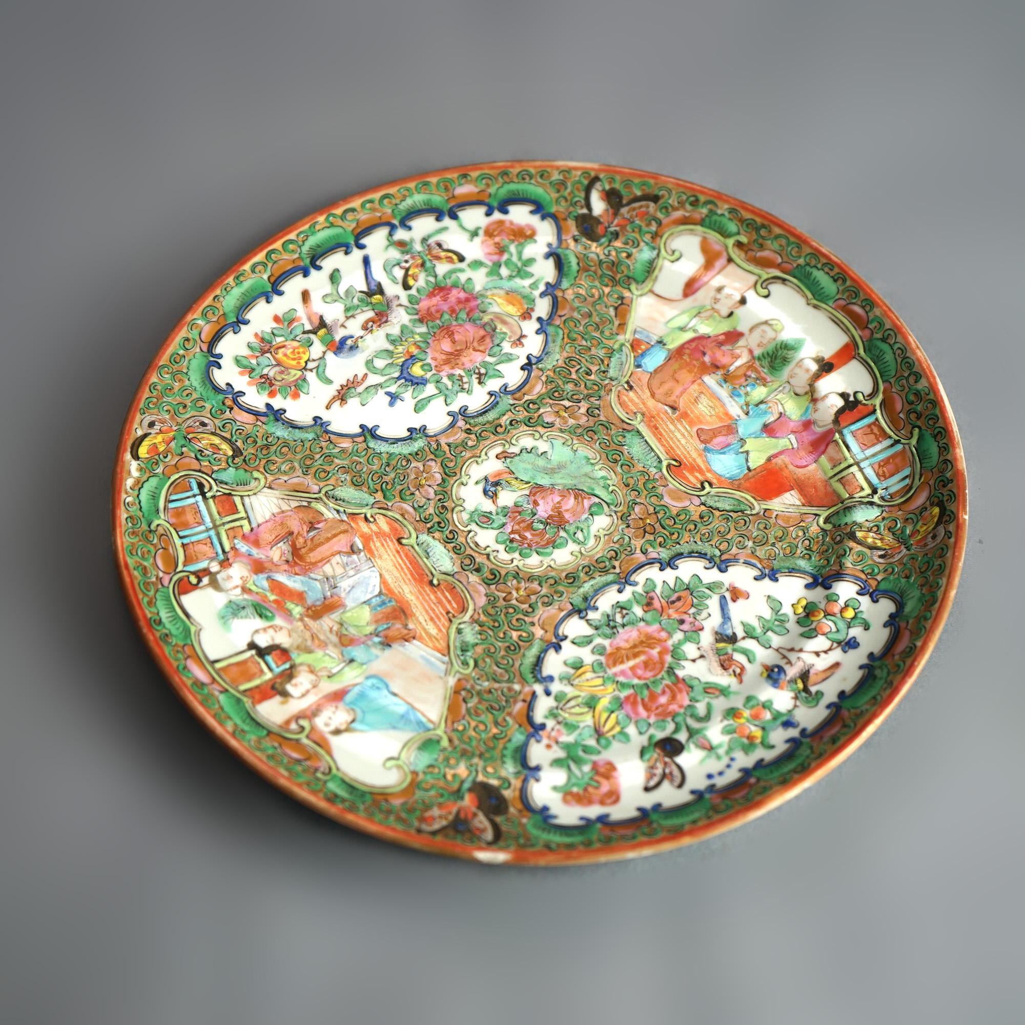 Antike chinesische Rose Medaillon Porzellanteller mit Reserven mit Gärten & Genre Szenen C1900

Maße - .75 