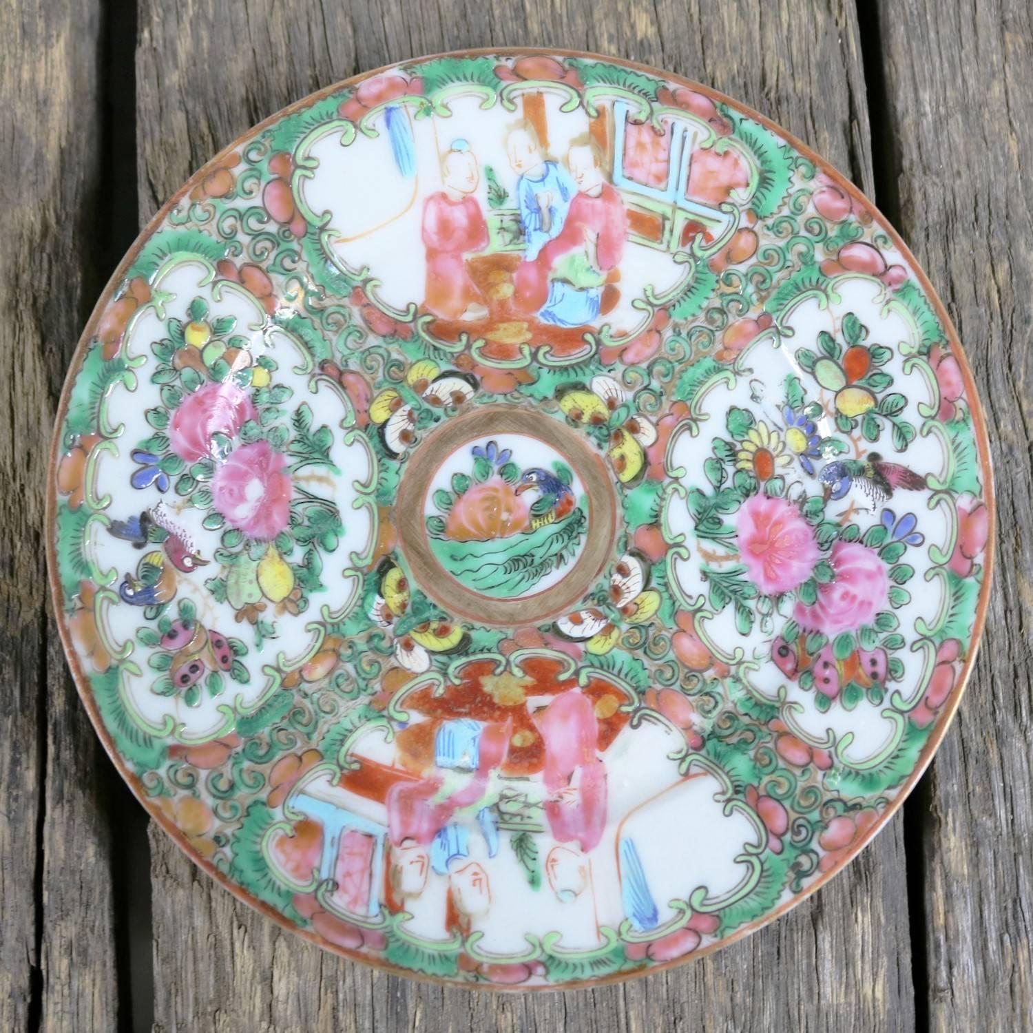 Antique Chinese Rose Medallion Porcelain Plates Set of Four 2