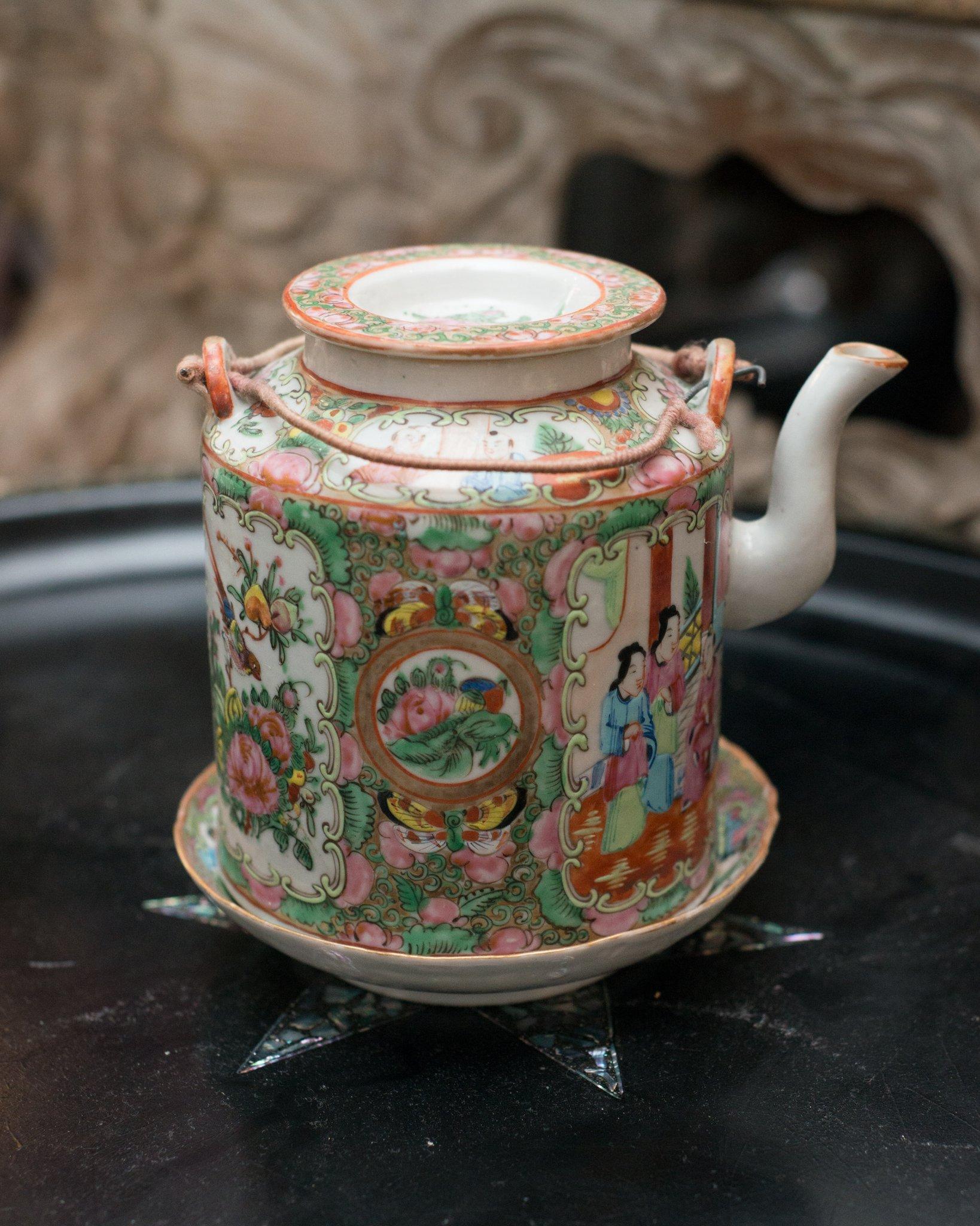 Asian Antique Chinese Rose Medallion Teapot