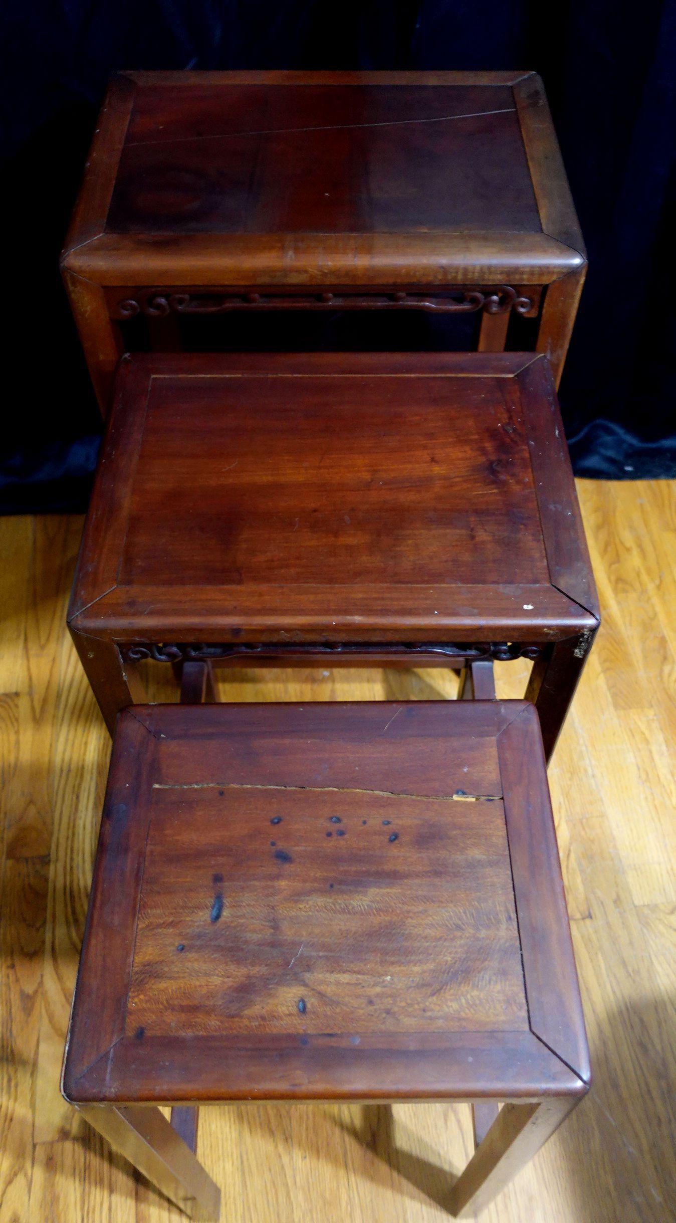 Wood Antique Chinese Rosewood and Mahogany Nesting Tables Ric #1 For Sale