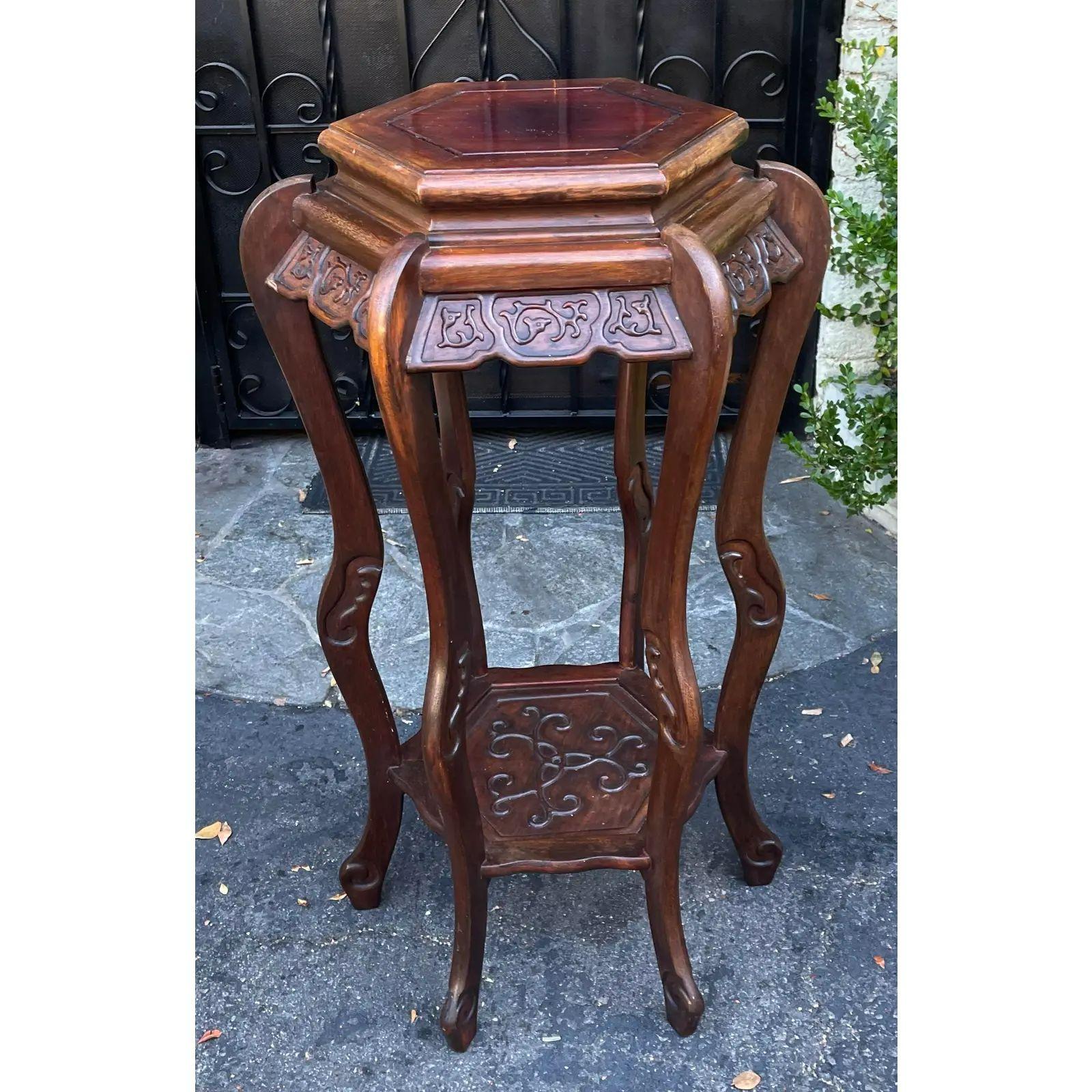 Antique Chinese Rosewood Pedestal Plant Stand, 1910s In Good Condition For Sale In LOS ANGELES, CA