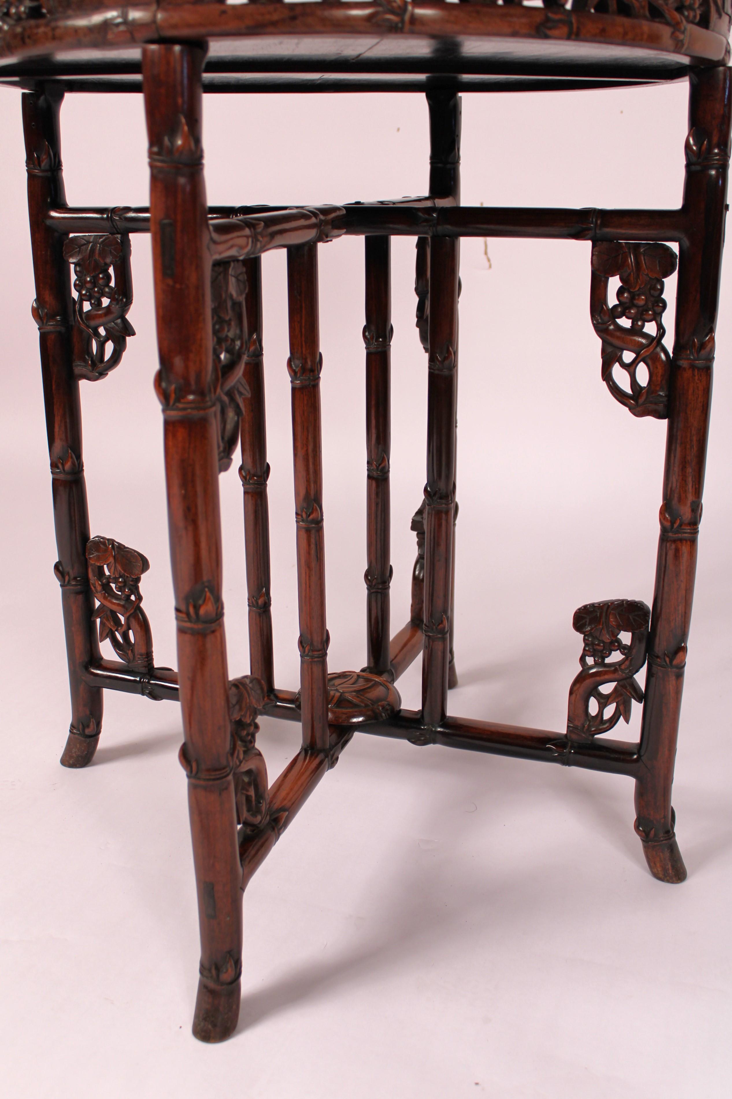 Bois de rose Table d'appoint chinoise ancienne en bois de rose en vente