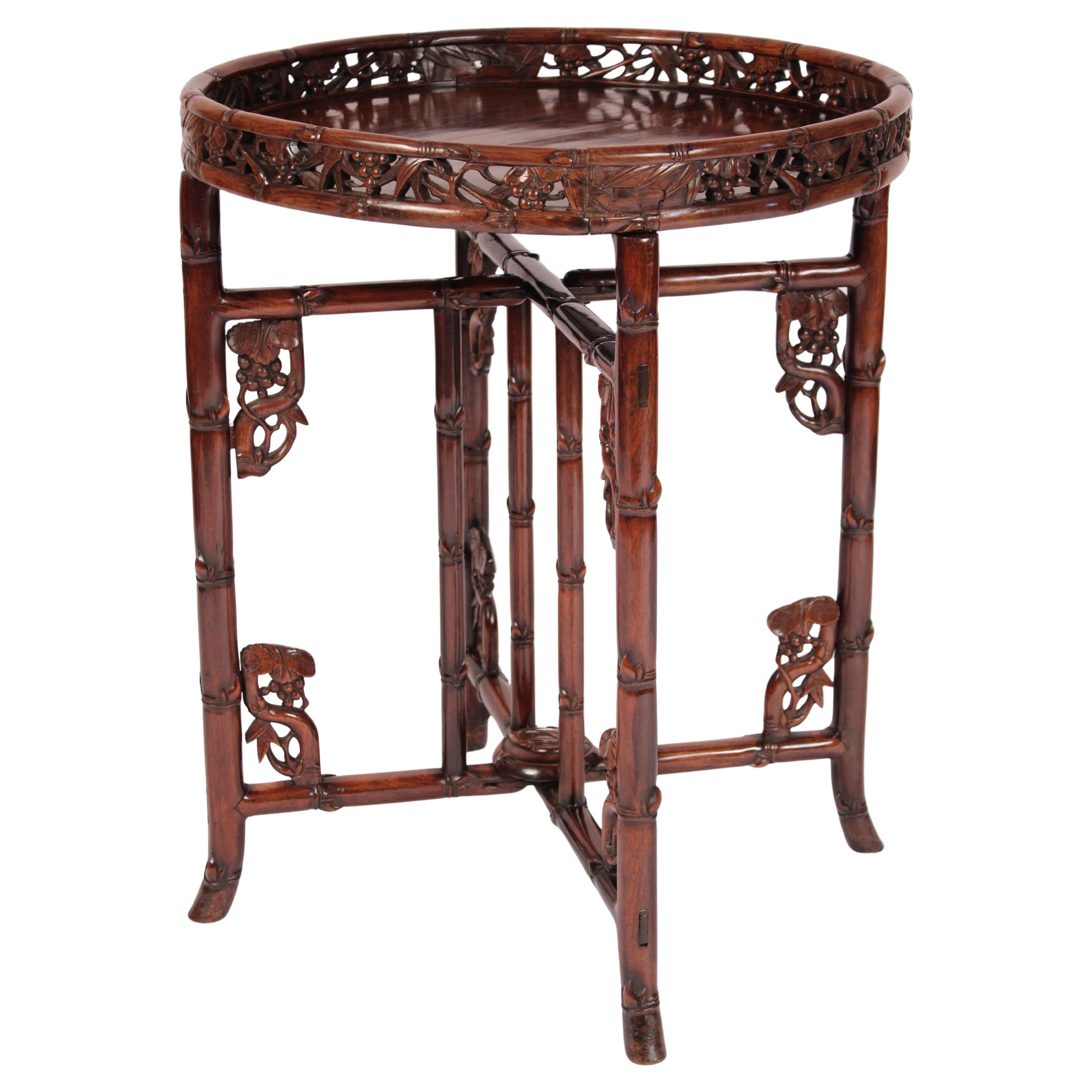 Table d'appoint chinoise ancienne en bois de rose