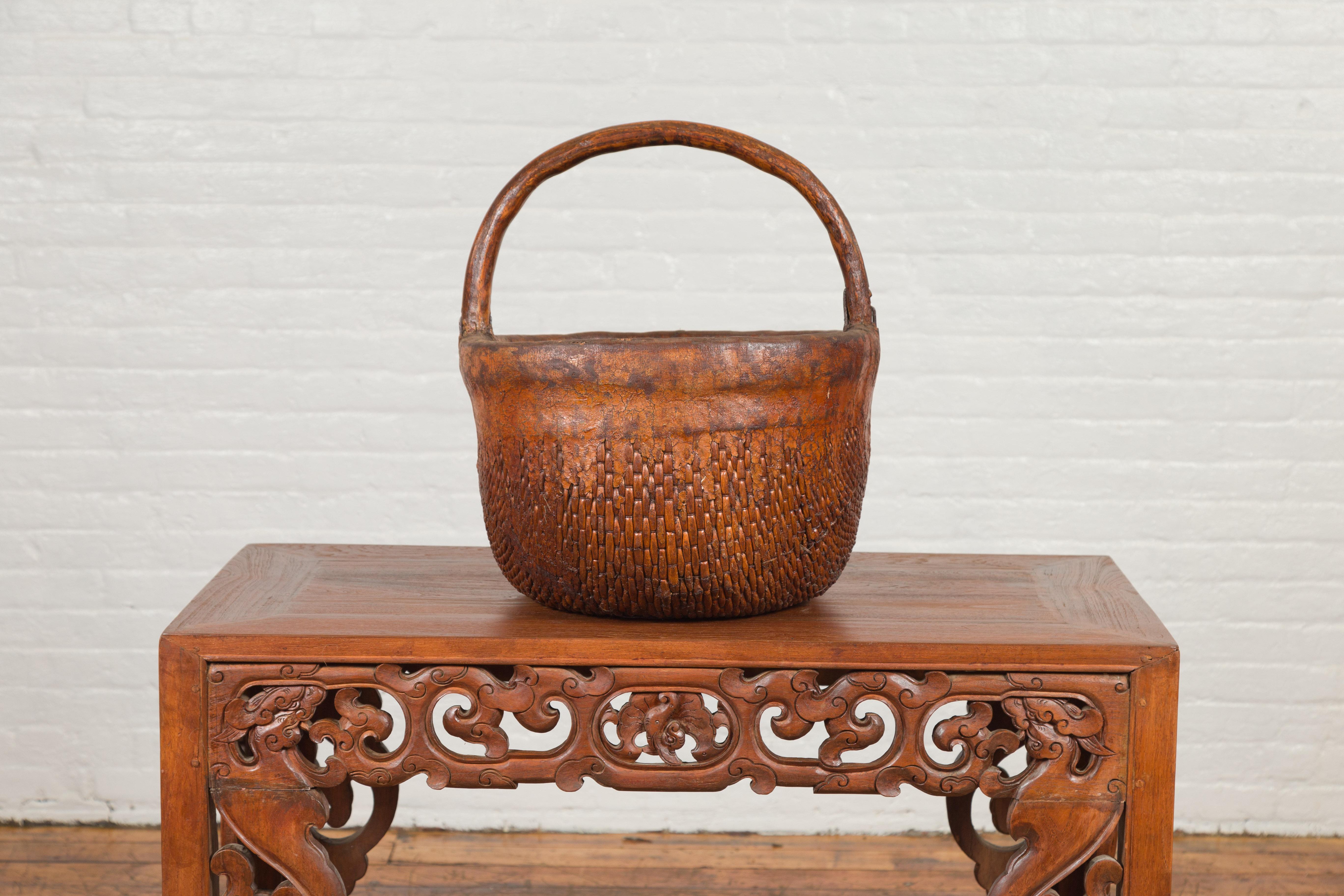 Qing Antique Chinese Round Carrying Basket with Intricate Woven Rattan Design