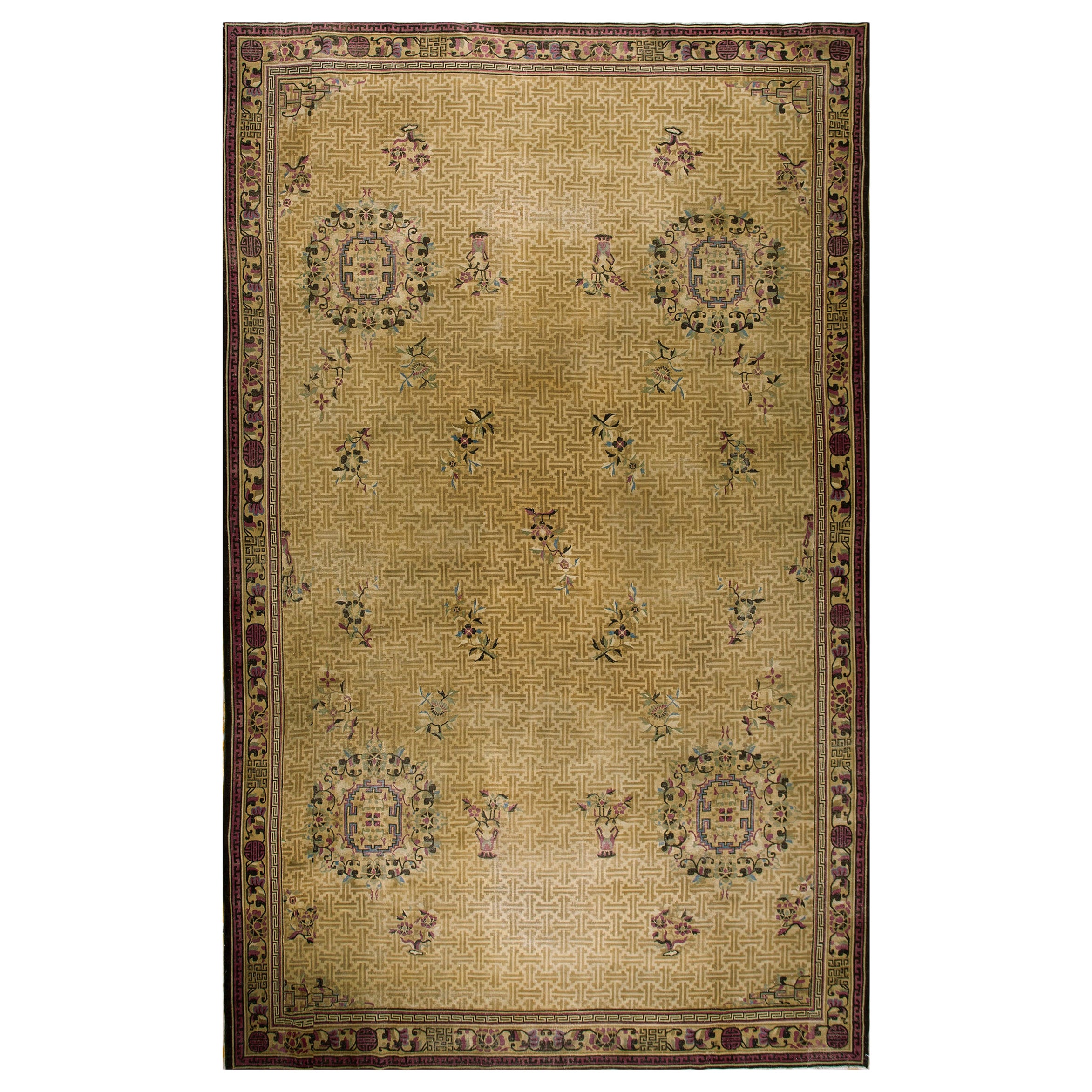 Tapis chinois ancien de 10' 9'' x 17' 3'' en vente