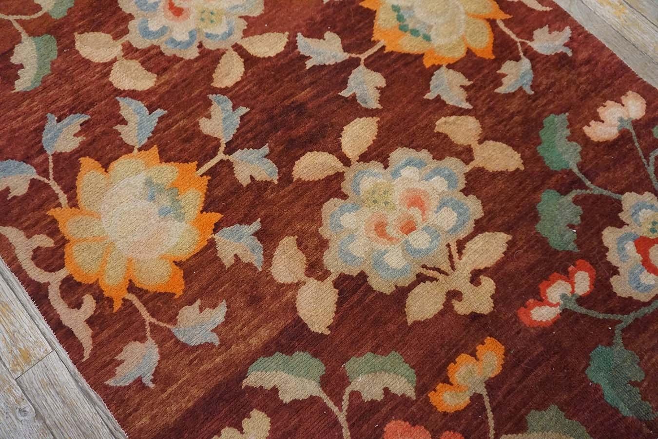Early 20th Century Chinese Tibetan Carpet ( 3' x 5' - 90 x 152 ) In Good Condition For Sale In New York, NY