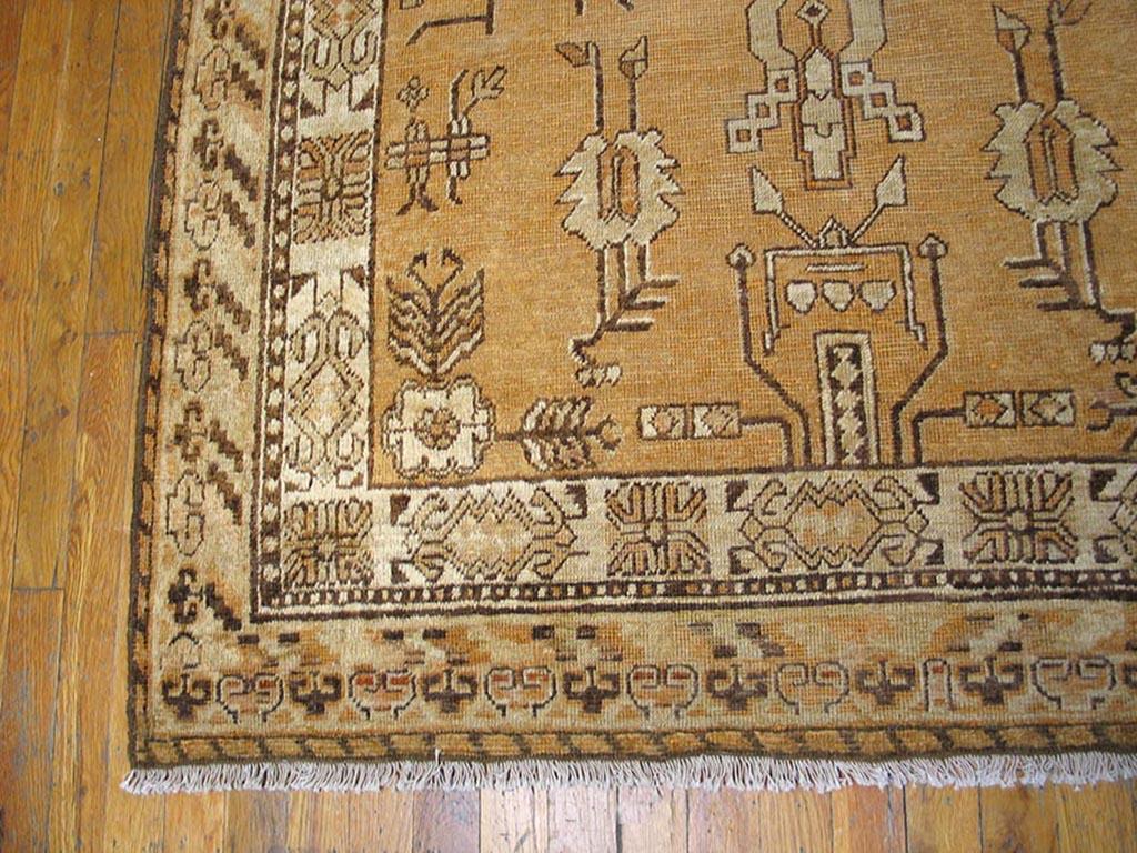Antique Chinese Rug In Good Condition For Sale In New York, NY