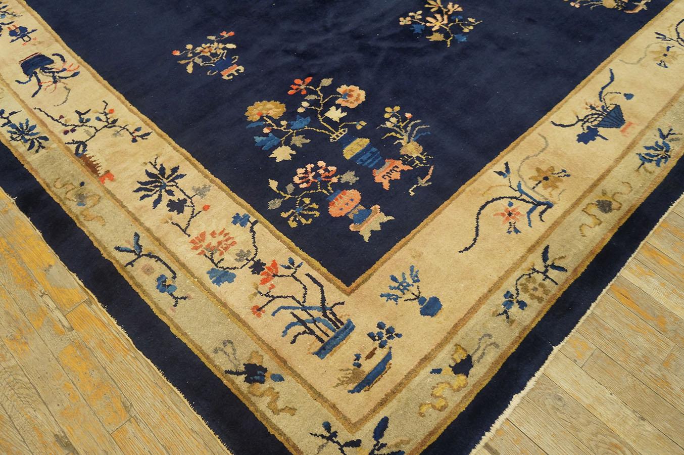 Antique Chinese Rug 7' 9'' x 9' 6'' In Good Condition For Sale In New York, NY