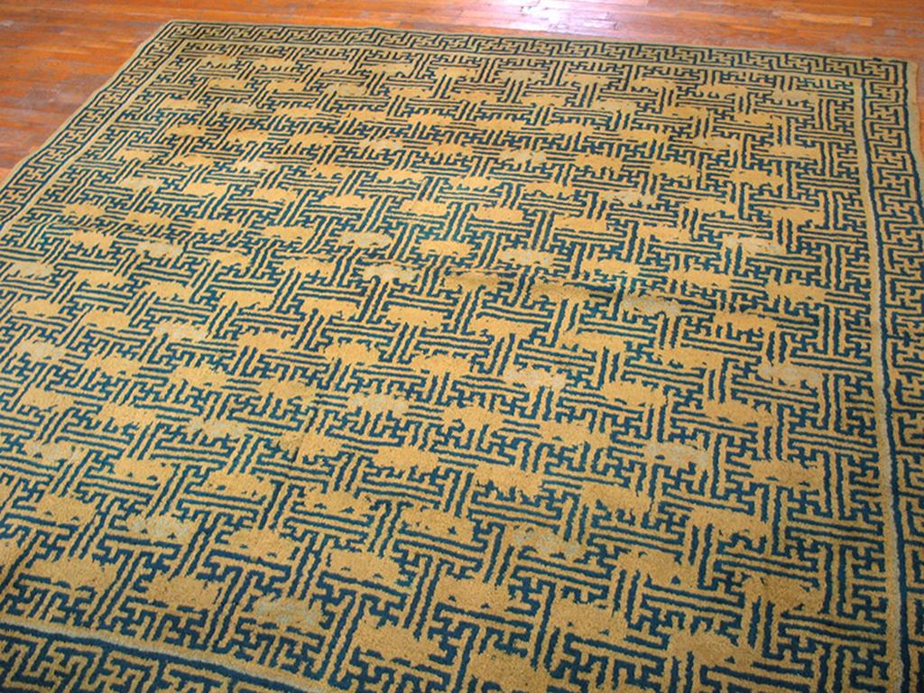 Wool Early 20th Century Chinese Carpet ( 7'6