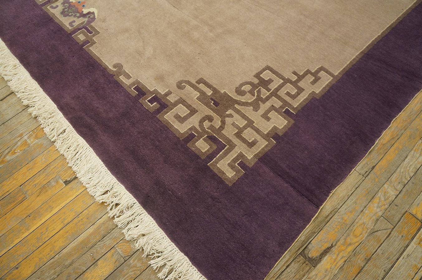 1920s Chinese Art Deco Carpet ( 9'3'' x 11'8'' - 282 x 282 x 355 ) In Good Condition For Sale In New York, NY