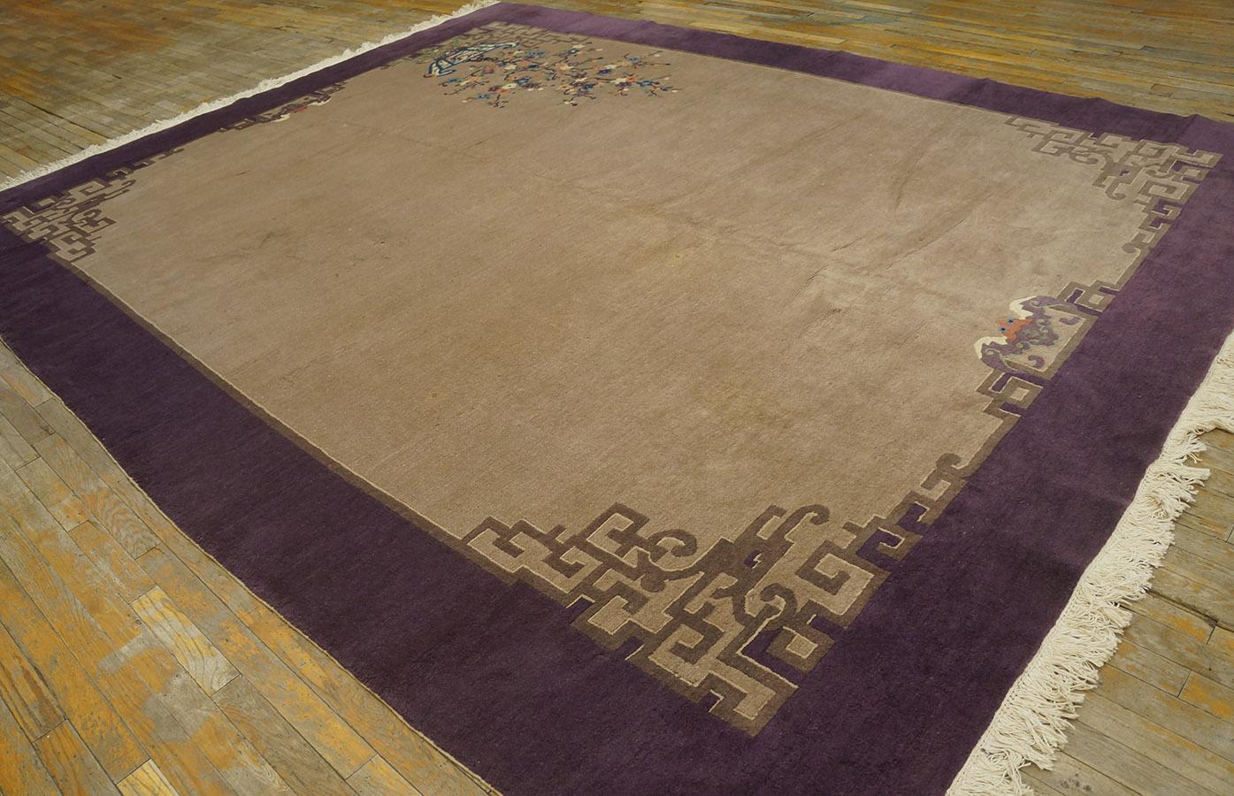Chinois Tapis Art Déco chinois des années 1920 ( 9''3'''' x 11''8'''' - 282 x 282 x 355 ) en vente