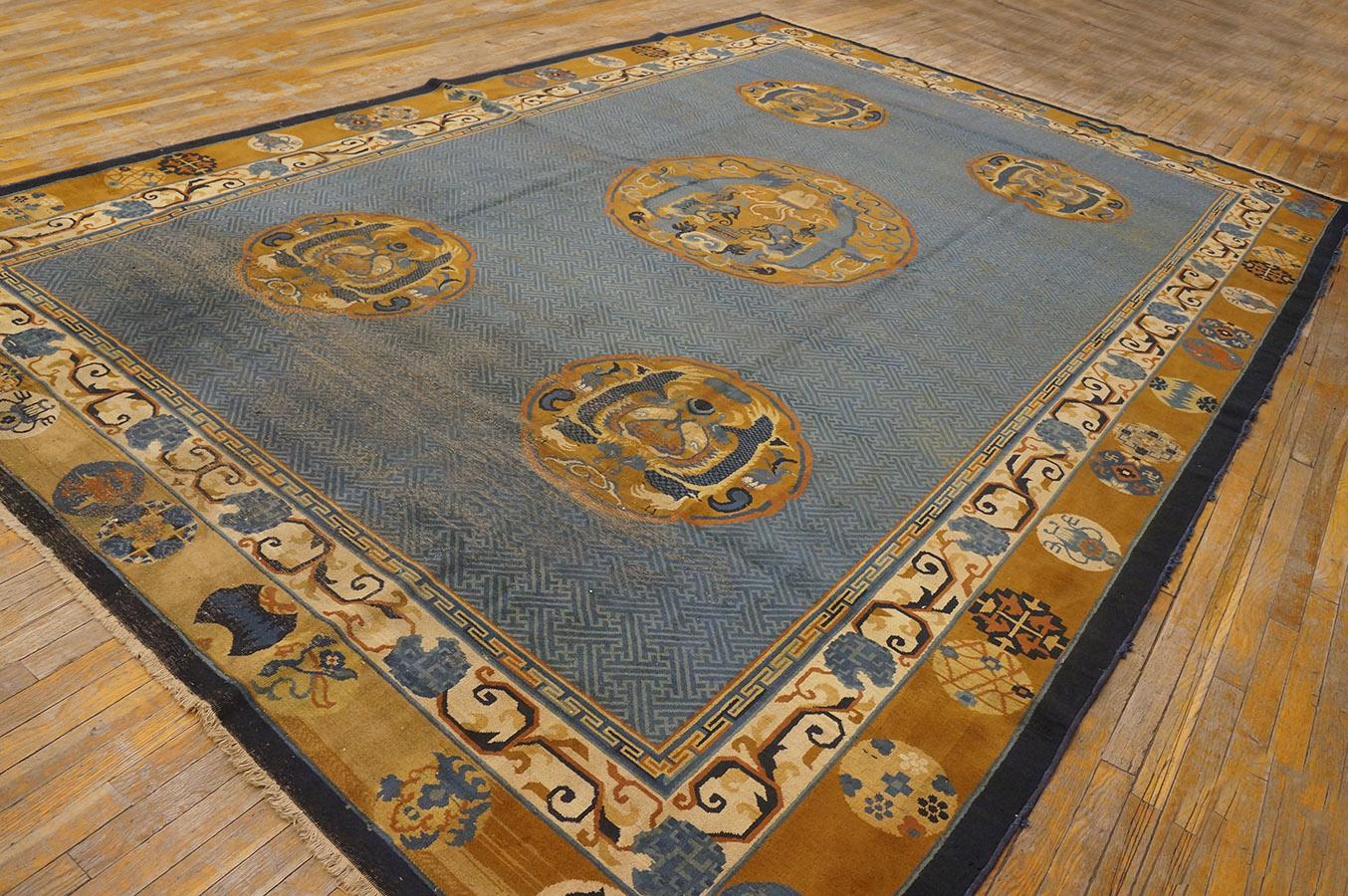 Antique Chinese rug, size: 9'10