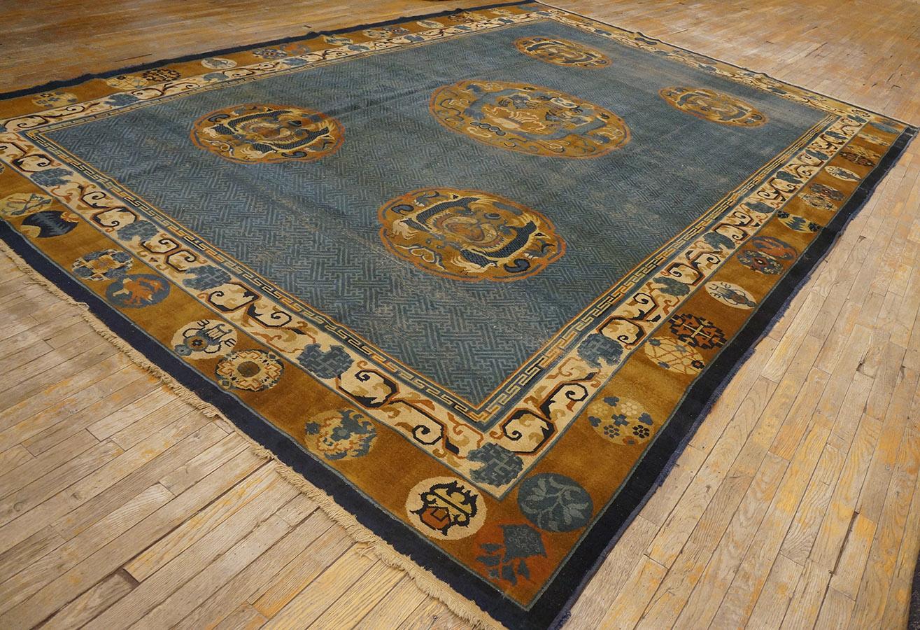 Antique Chinese Rug In Good Condition For Sale In New York, NY