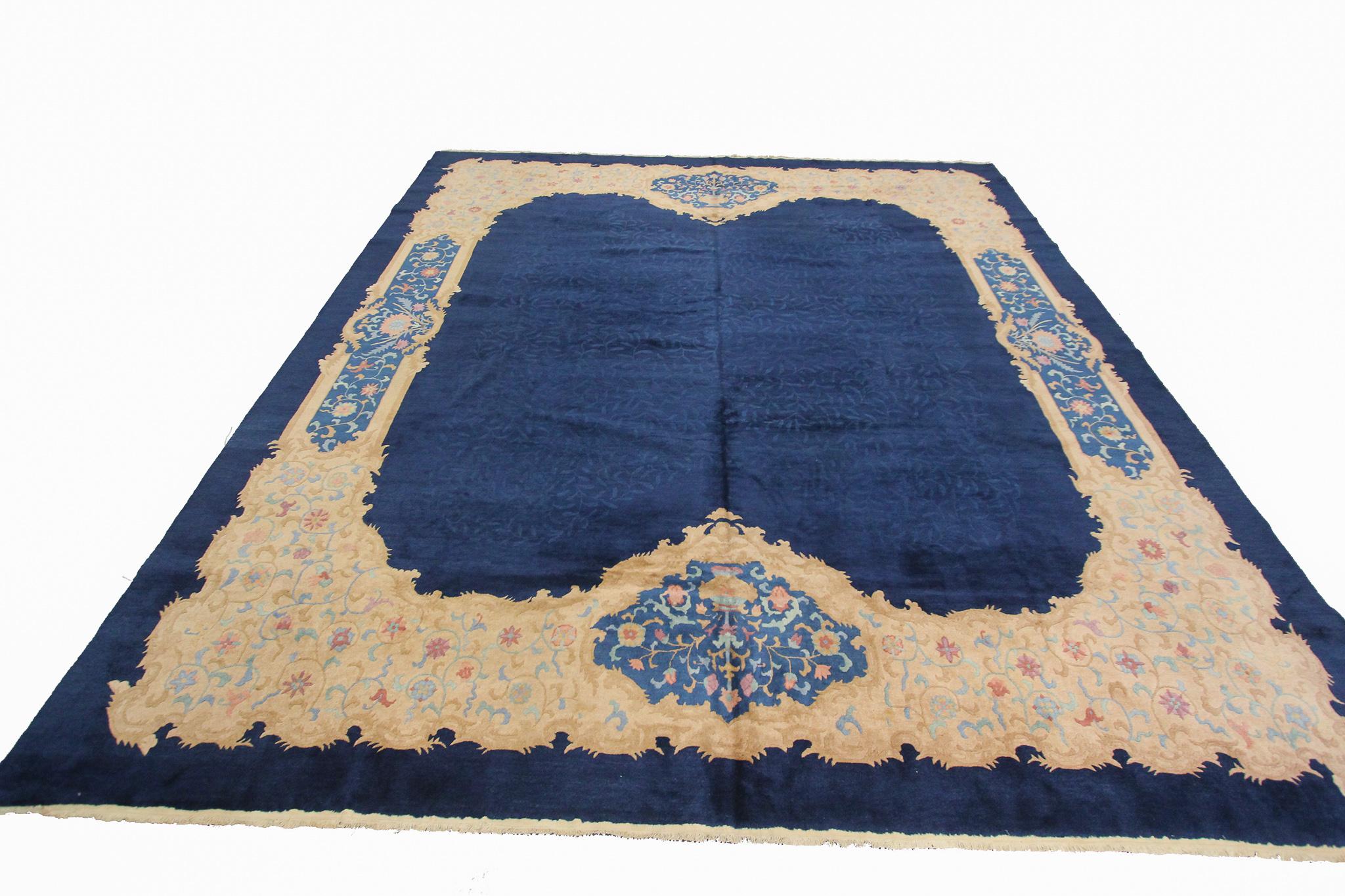 Antiker antiker chinesischer Teppich Antiker Art Deco Teppich Großer chinesischer Teppich Quadrat (Handgeknüpft) im Angebot
