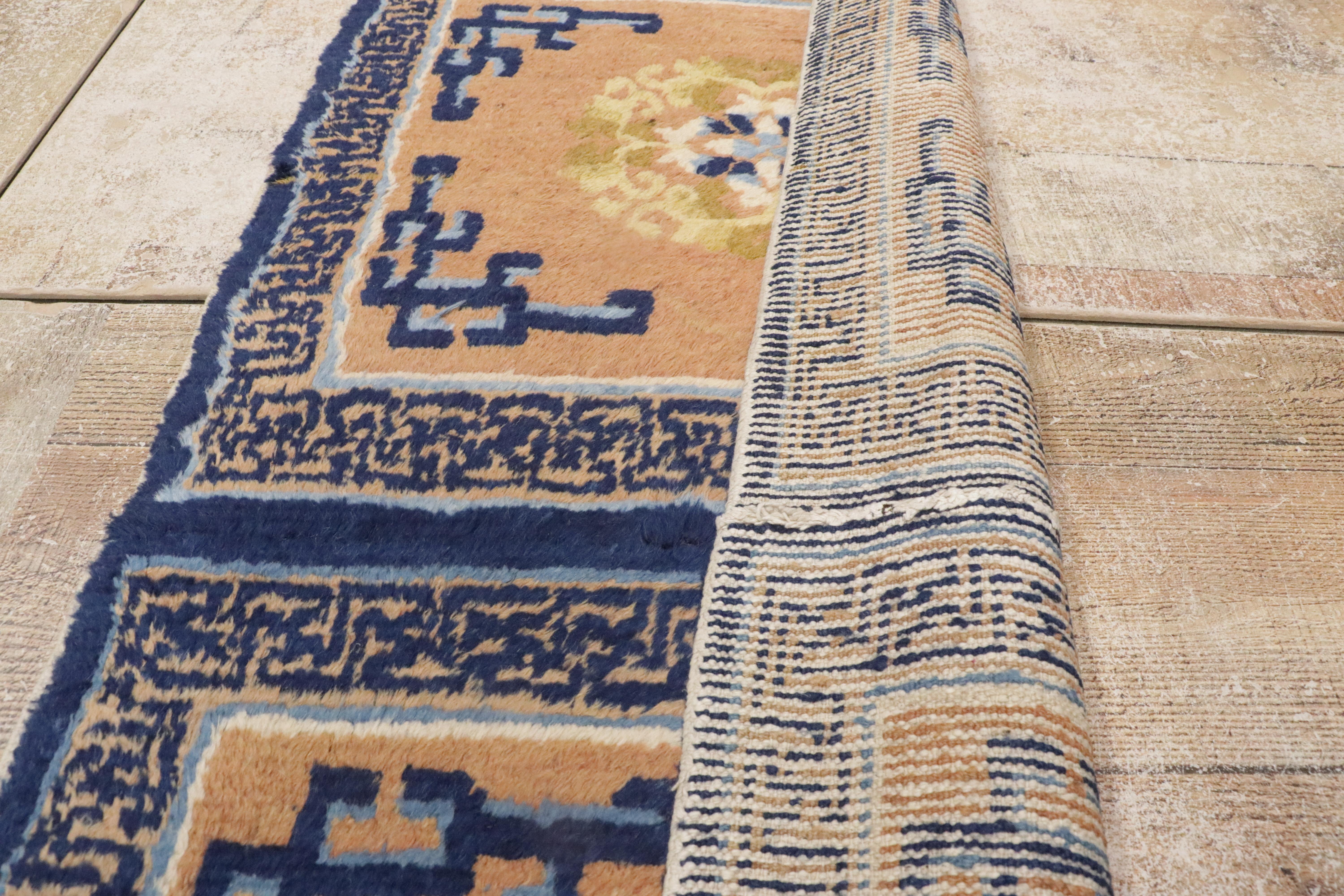 Antique Chinese Rug Ningxia Bench Runner with Traditional Style For Sale 7