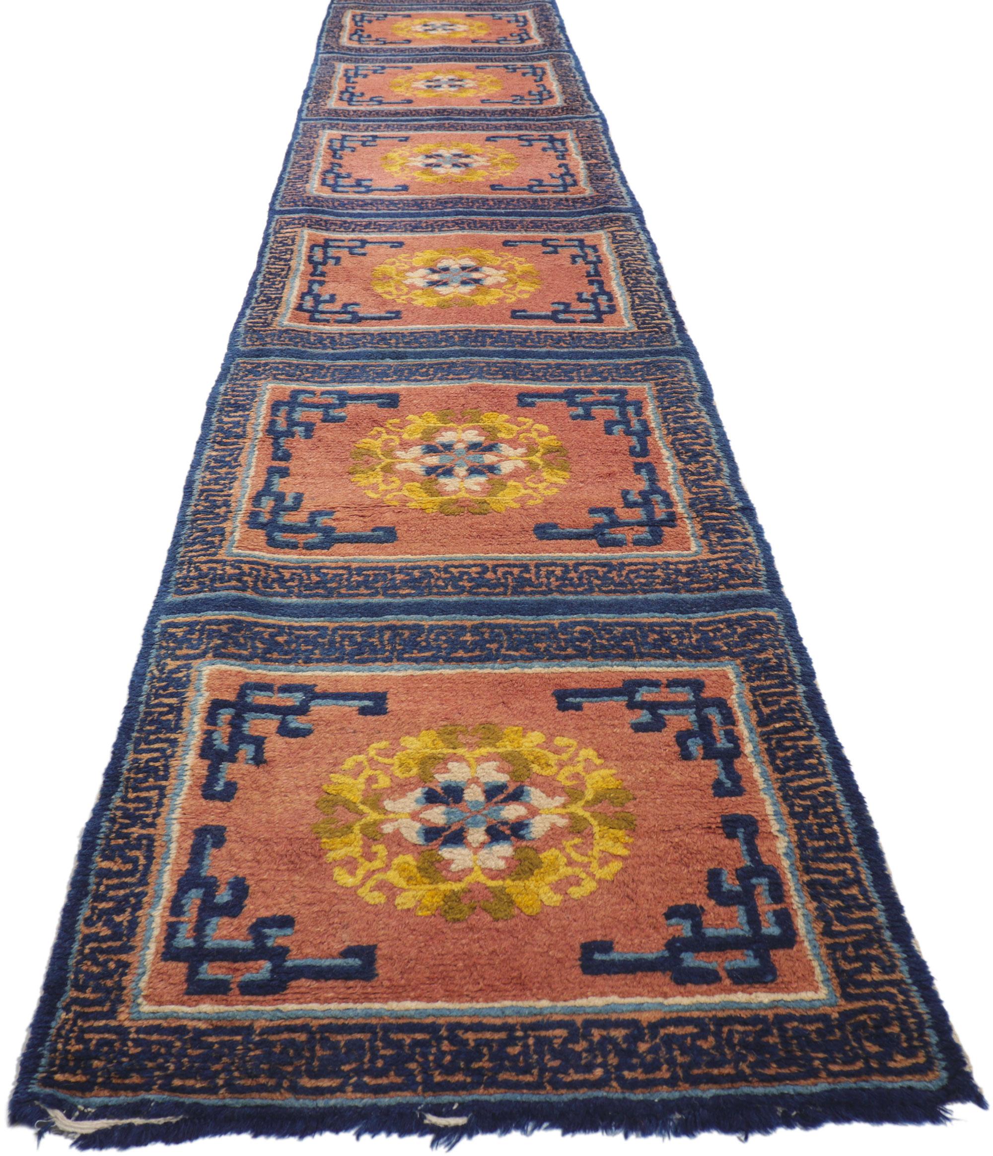 Chippendale chinois Tapis chinois ancien Ningxia Bench Runner en vente