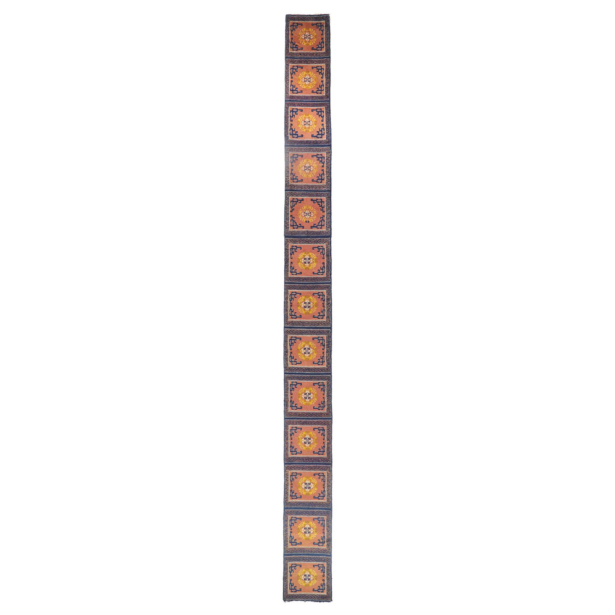 Tappeto cinese antico Ningxia Bench Runner in vendita