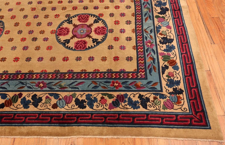 Hand-Knotted Antique Chinese Rug. Size: 10 ft x 12 ft 6 in (3.05 m x 3.81 m) For Sale