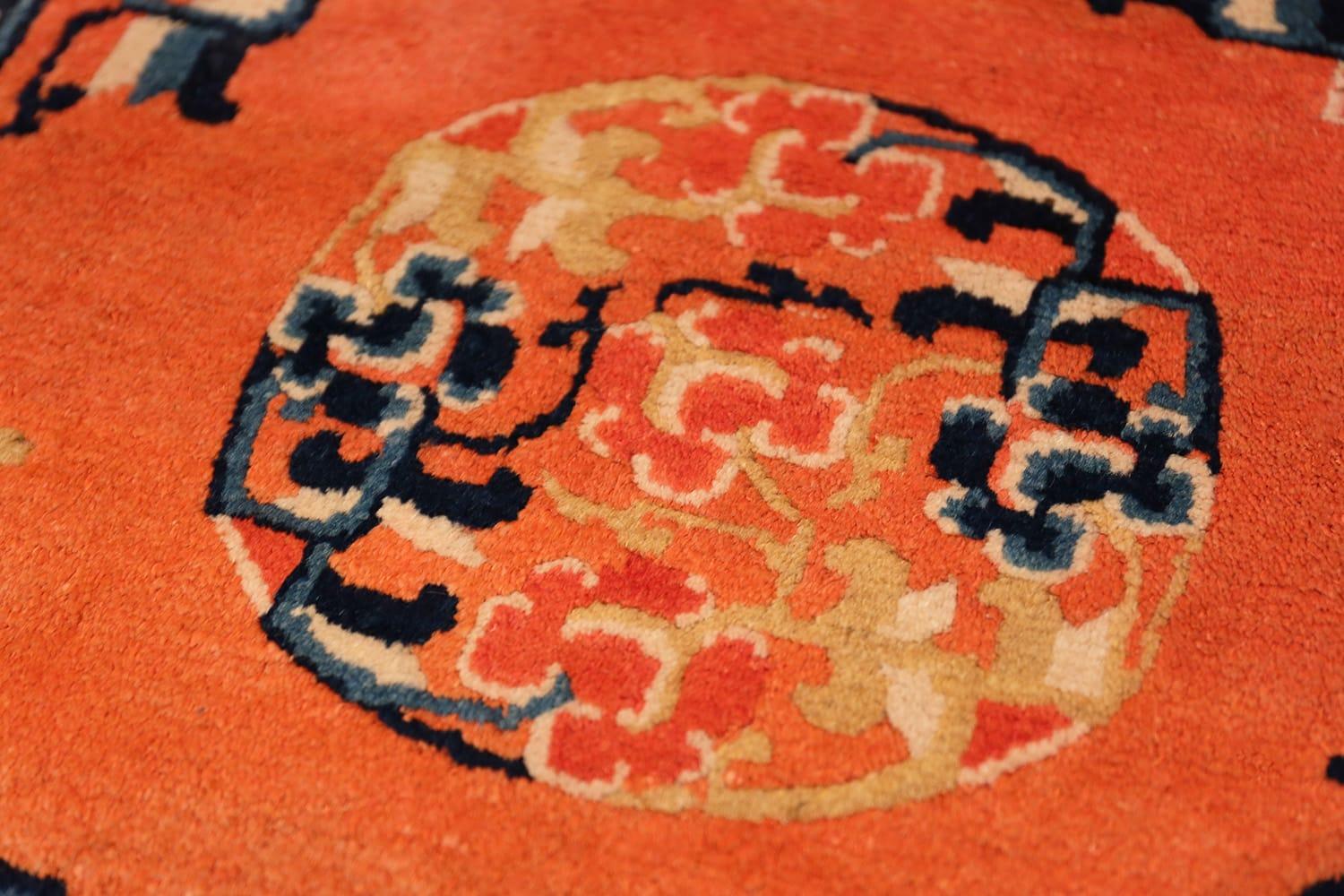 Beautiful floral square small scatter size antique Chinese rug, origin: china, circa late 19th century. Size: 2 ft 4 in x 2 ft 4 in (0.71 m x 0.71 m).

