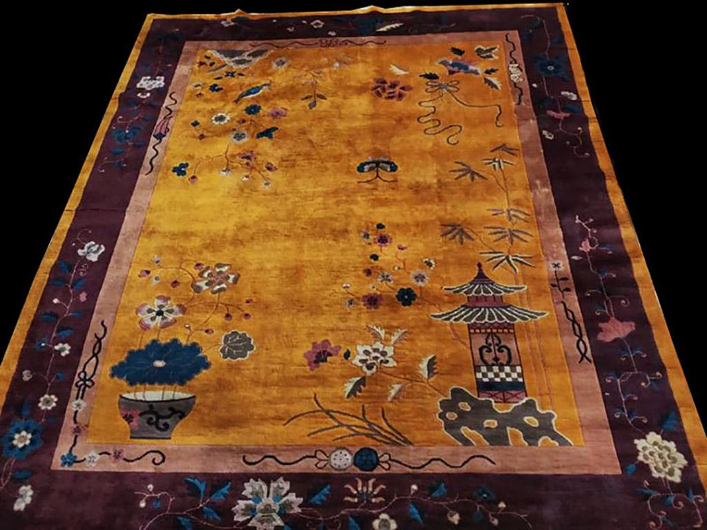 Antique Chinese Art Deco rug. Measures: 8'2