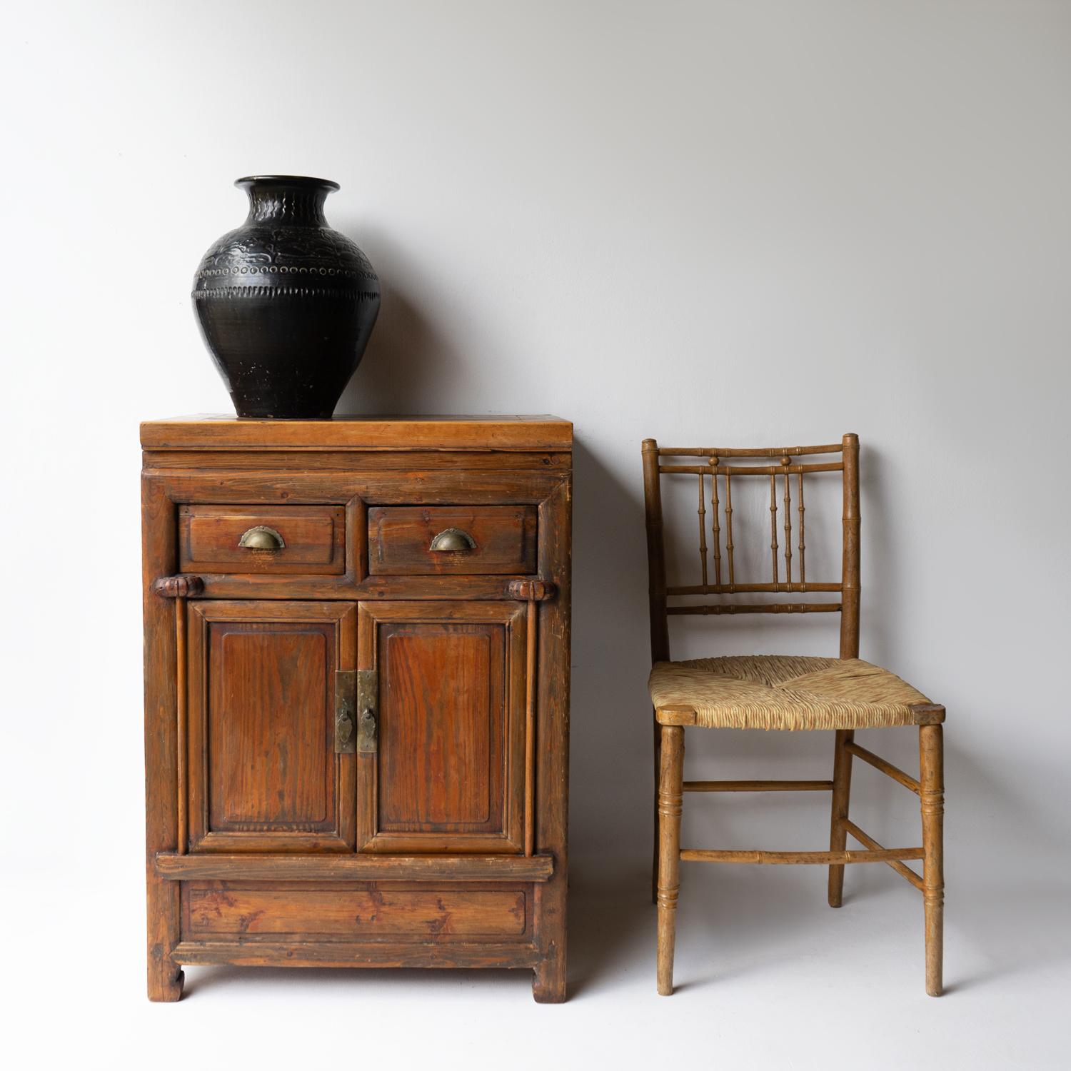 Antique Chinese Rustic Elm Tea Cabinet, Early 20Th Century 4