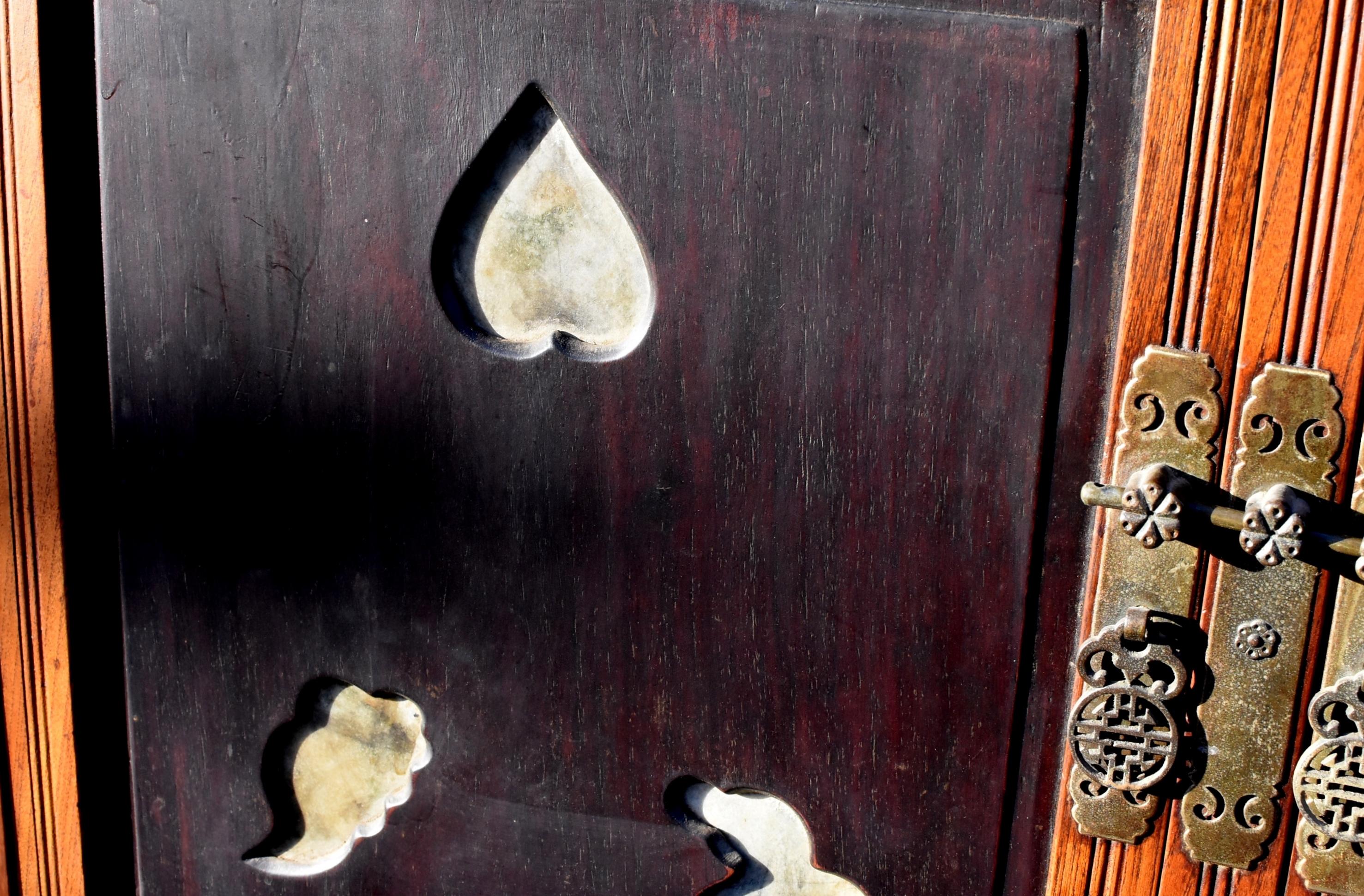 Antikes chinesisches verspiegeltes Bücherregal eines Gelehrten mit Marmoreinsätzen im Angebot 9