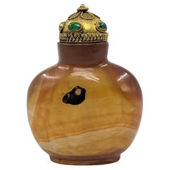 Antigua botella china de rapé "flotante" de ágata sombra con incrustaciones de jadeíta 18c-19c Qing