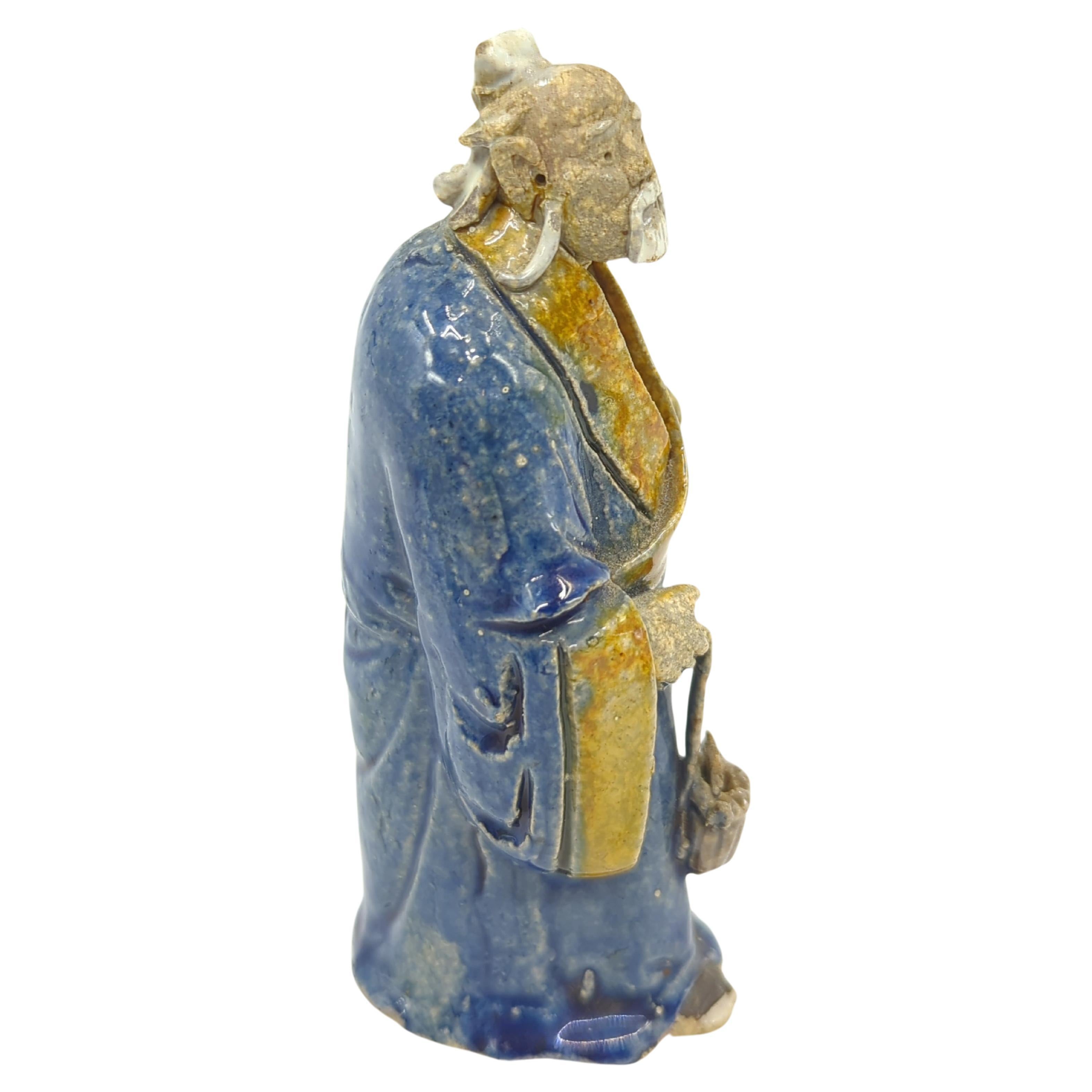 Antike chinesische Shiwan/Shekwan Schlammmantel-Figur eines Gelehrten, Figur, um 1900 (Chinesischer Export) im Angebot