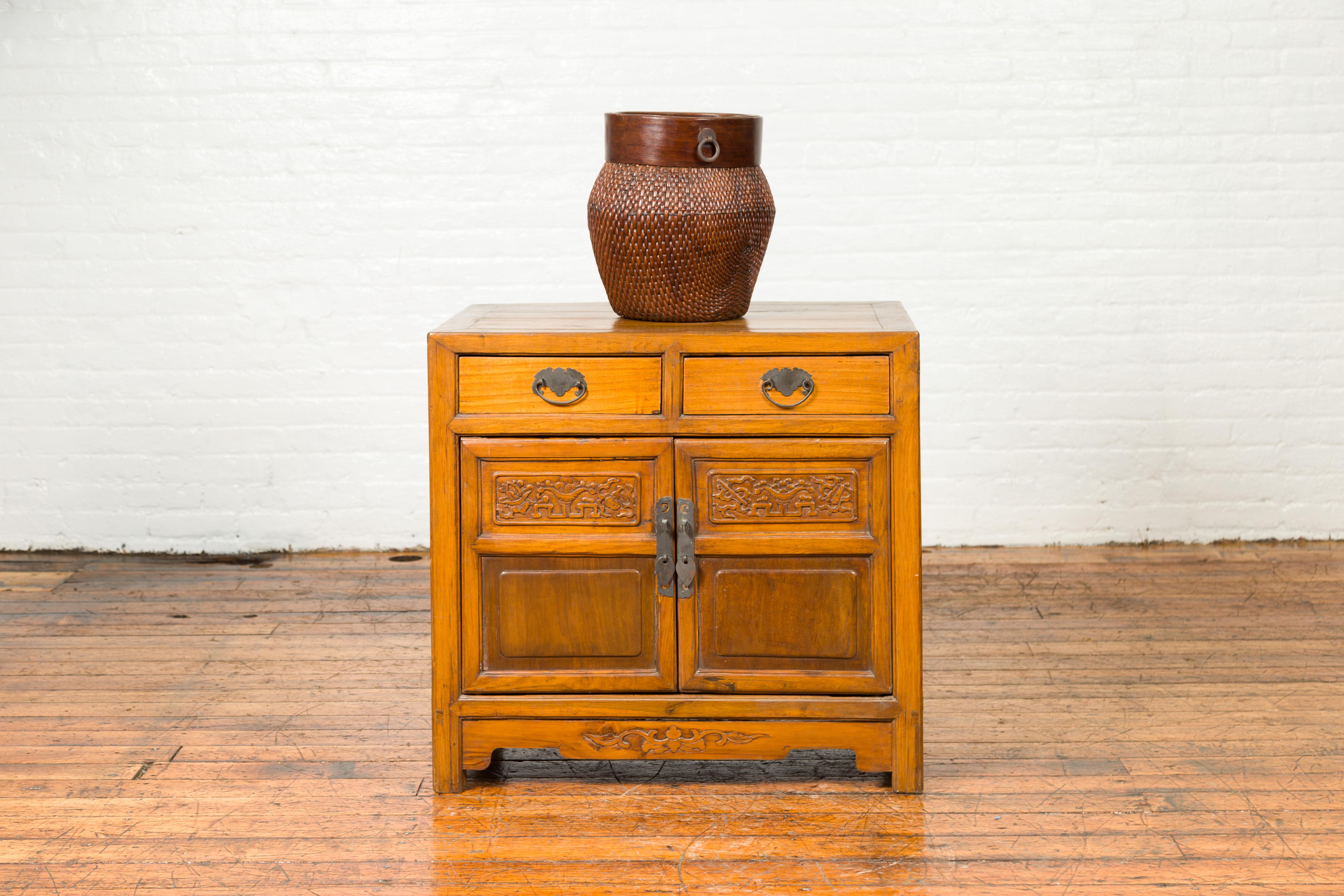 Chinese Qing Dynasty Side Chest with Carved Motifs, Two Drawers and Double Doors For Sale