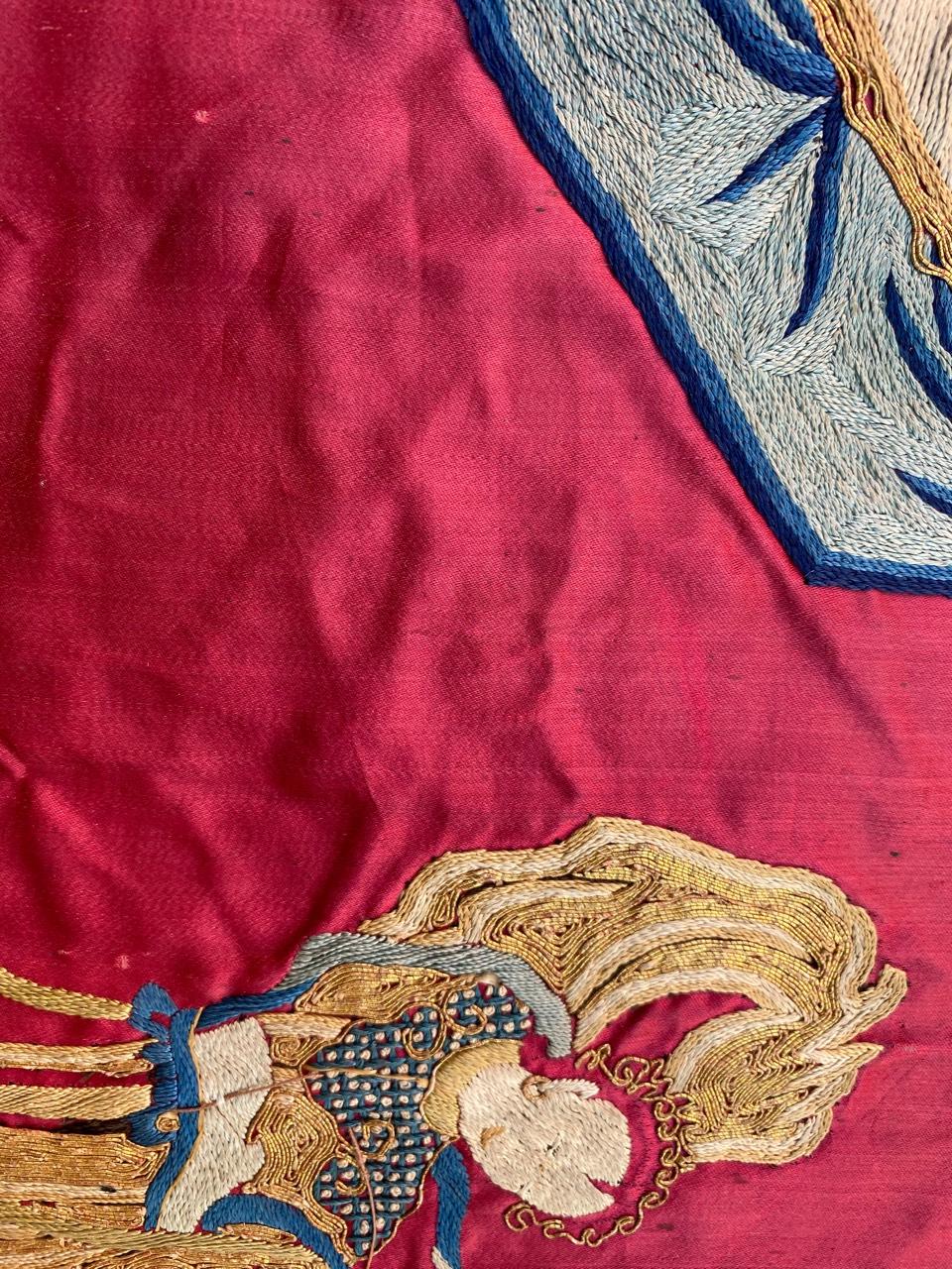 Brodé Bobyrug's Antique Chinese Silk and Metal Embroidery (broderie chinoise ancienne sur soie et métal) en vente