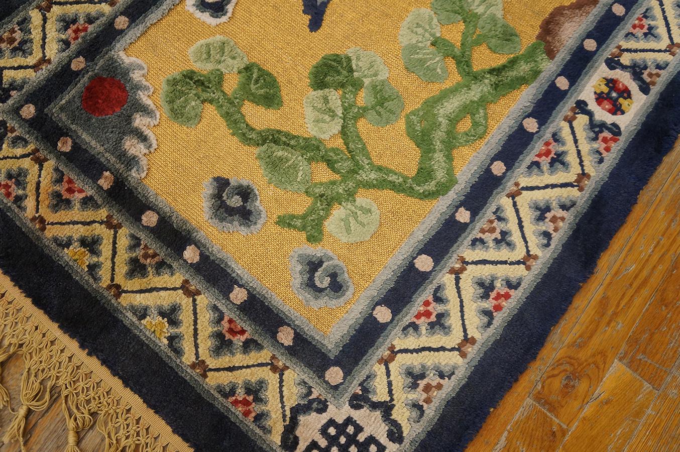 Early 20th Century Chinese Silk & Metallic Thread Carpet ( 2'7