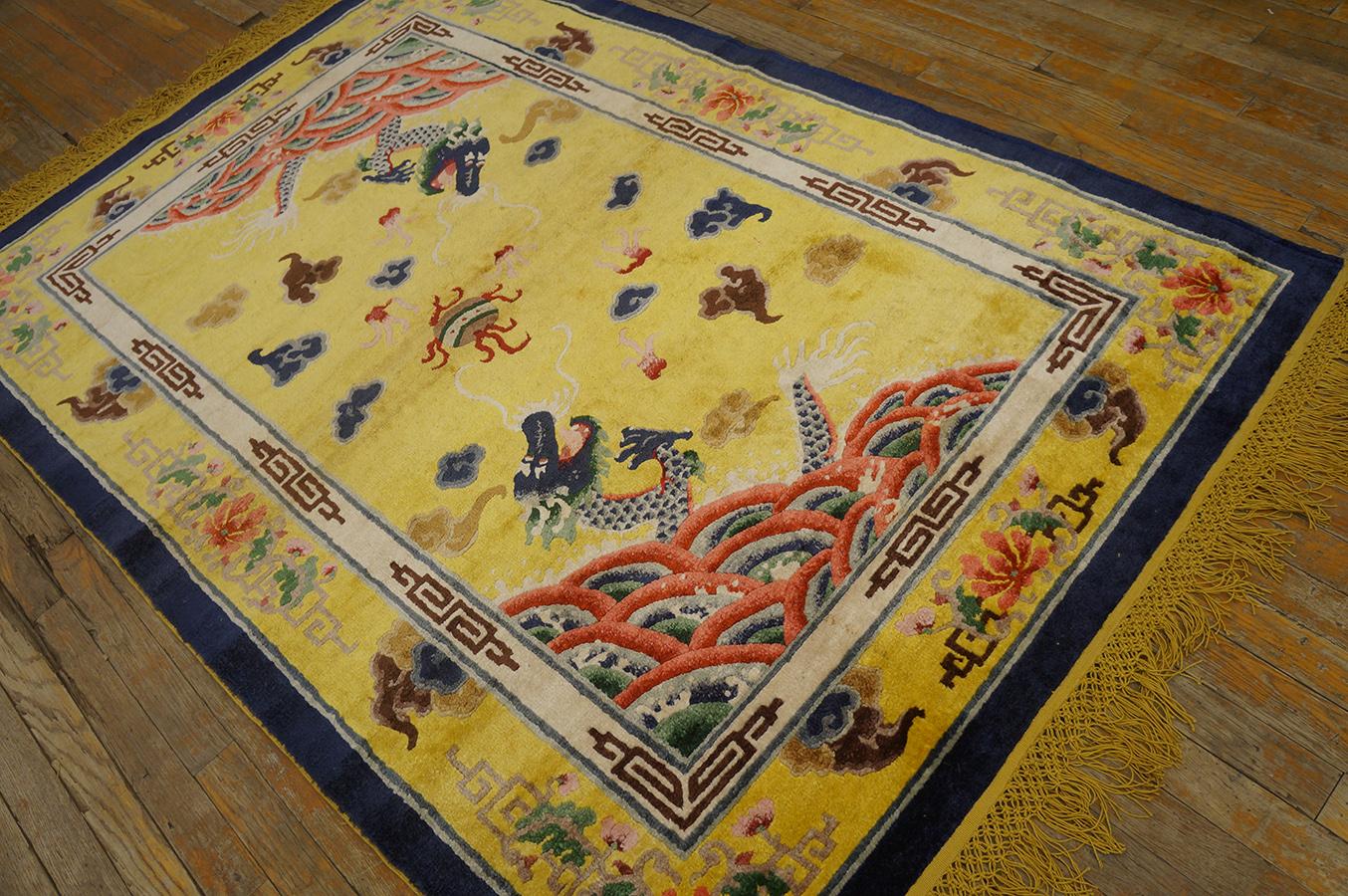 1920s Chinese Silk Dragon Carpet ( 4' x 6' - 122 x 183 ) In Good Condition For Sale In New York, NY