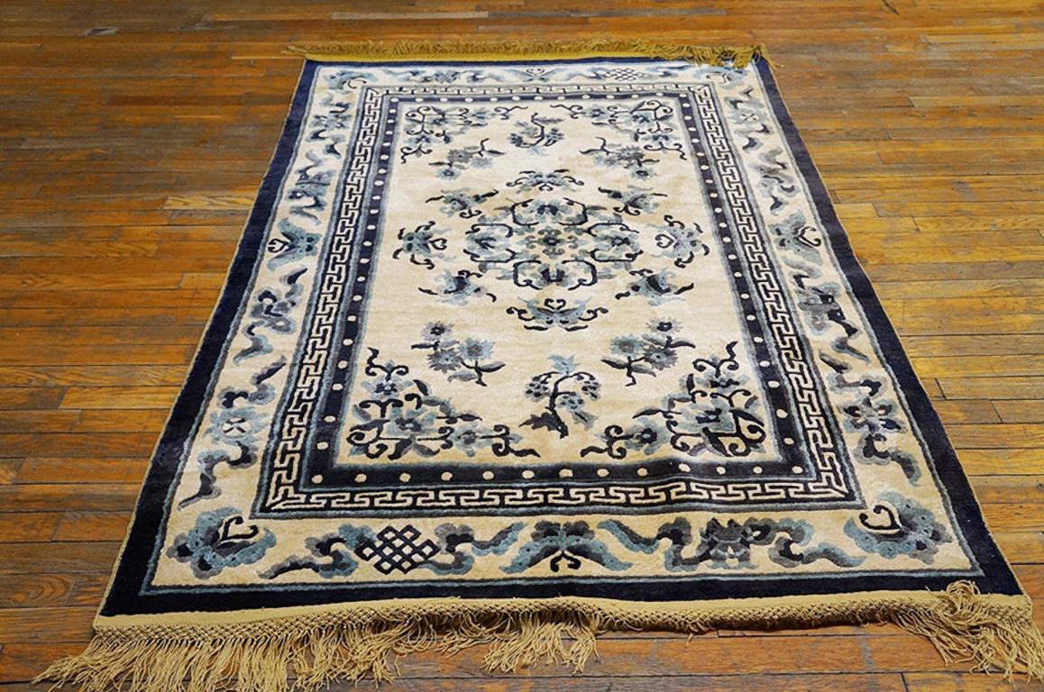 Antique Chinese Silk rug, size: 4'0