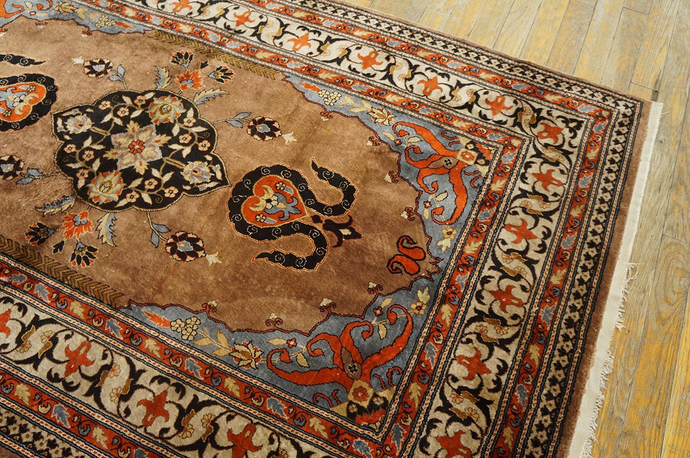 Antique Chinese Silk Rug 3' 5''x 5' 7'' In Good Condition For Sale In New York, NY