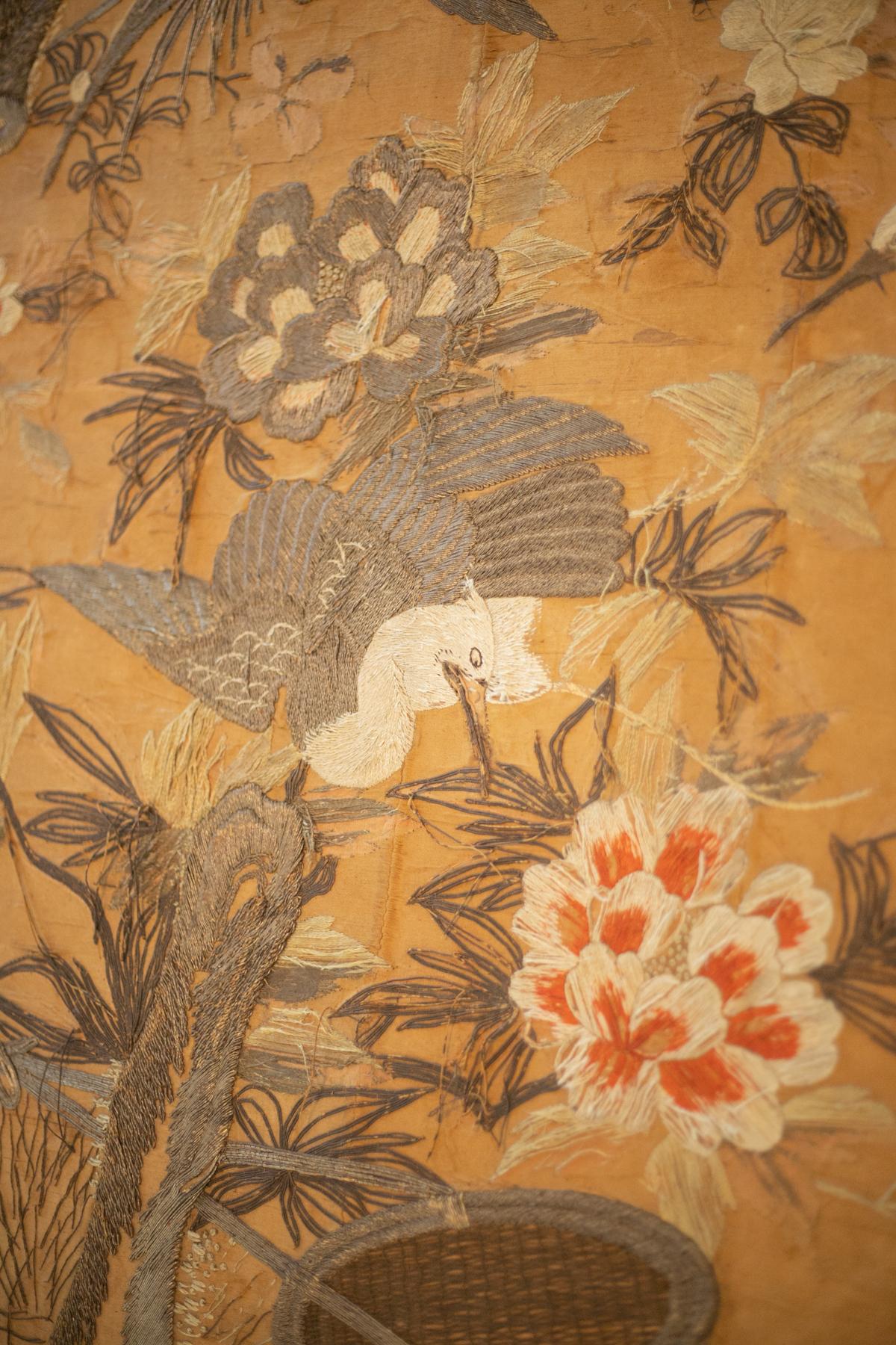 Antique Chinese Silk Tapestry of Birds among Cherry Blossoms, Hand-Woven In Good Condition In Milano, IT