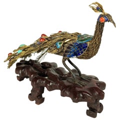 Antiker chinesischer vergoldeter Silber- und Emaille- Pfau, vergoldet