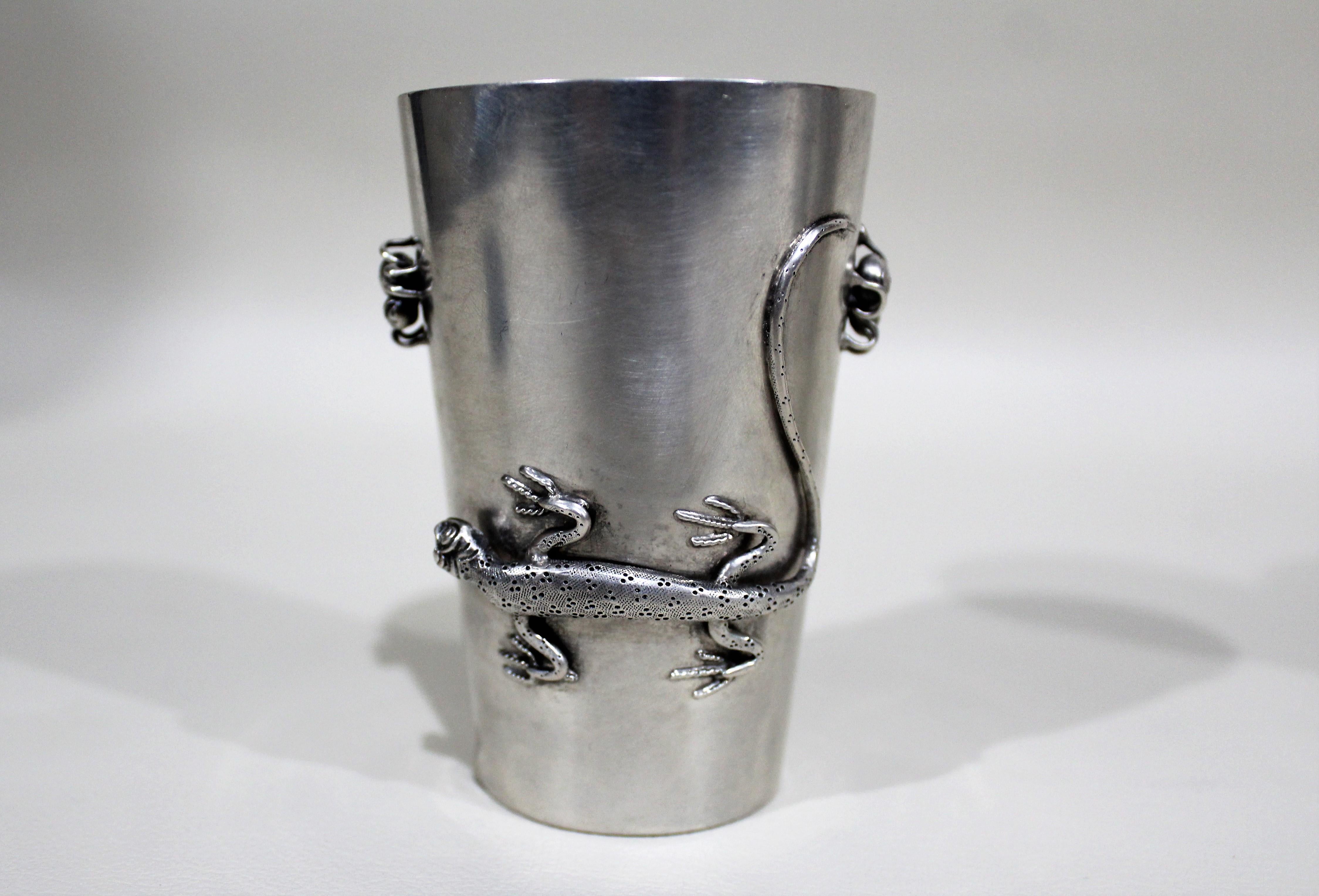 19th Century Antique Chinese Silver Hung Chong Co. Beaker Set Figural Salamanders & Spiders For Sale